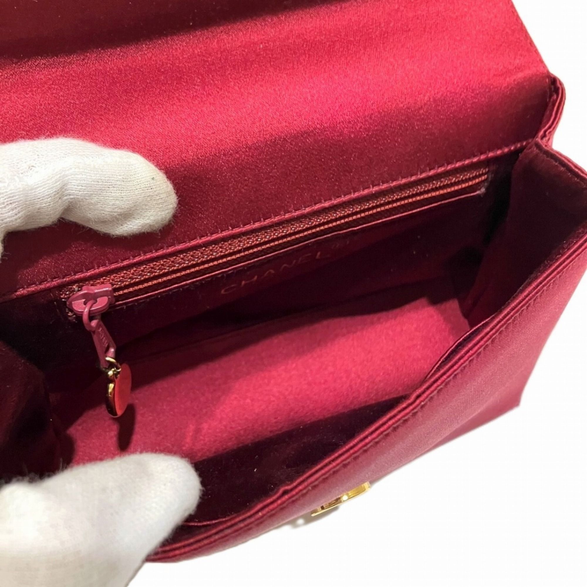 Satin Rhinestone Shoulder Bag (Pre-Owned) - Chanel - Modalova