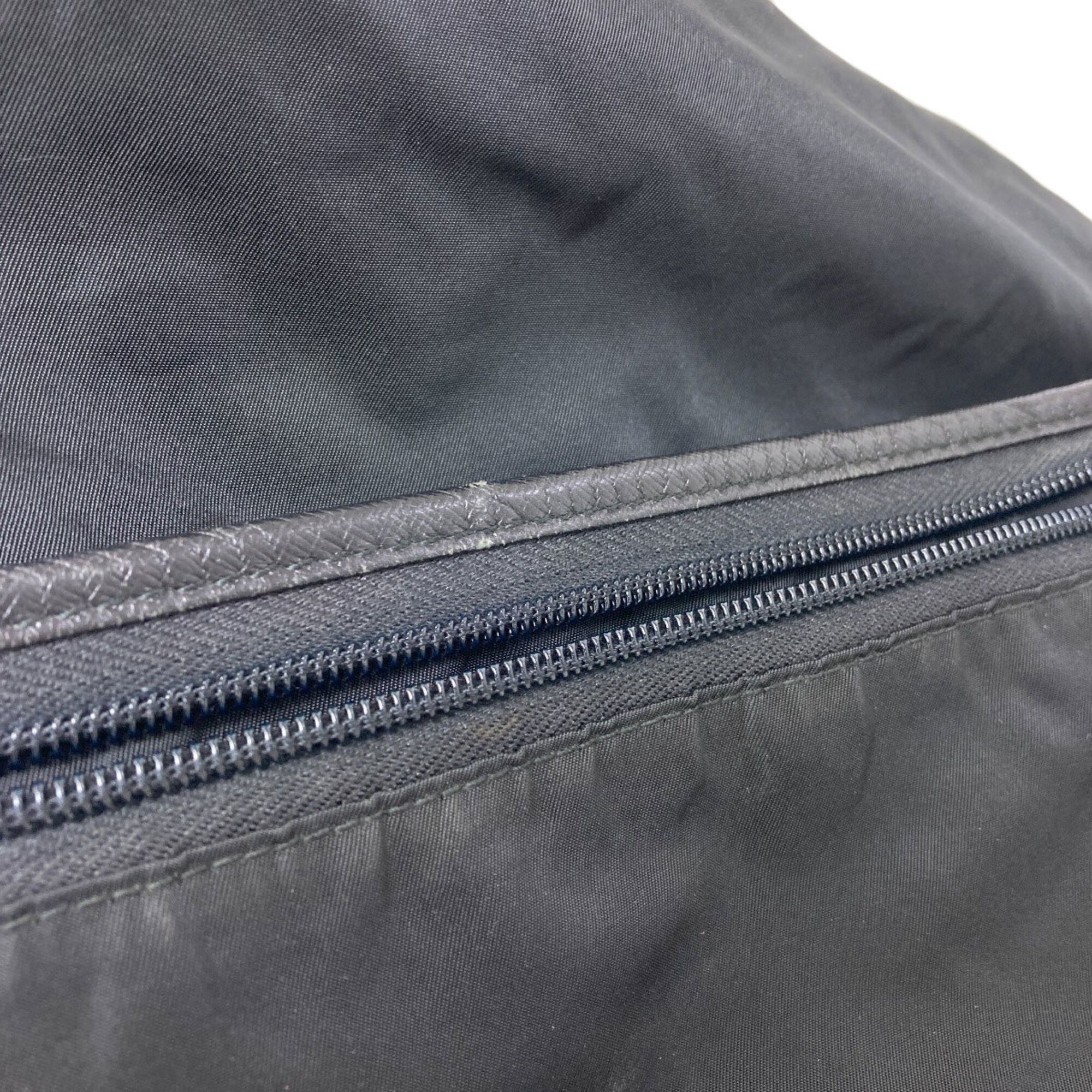 Nylon Shoulder Bag (Pre-Owned) - Prada - Modalova