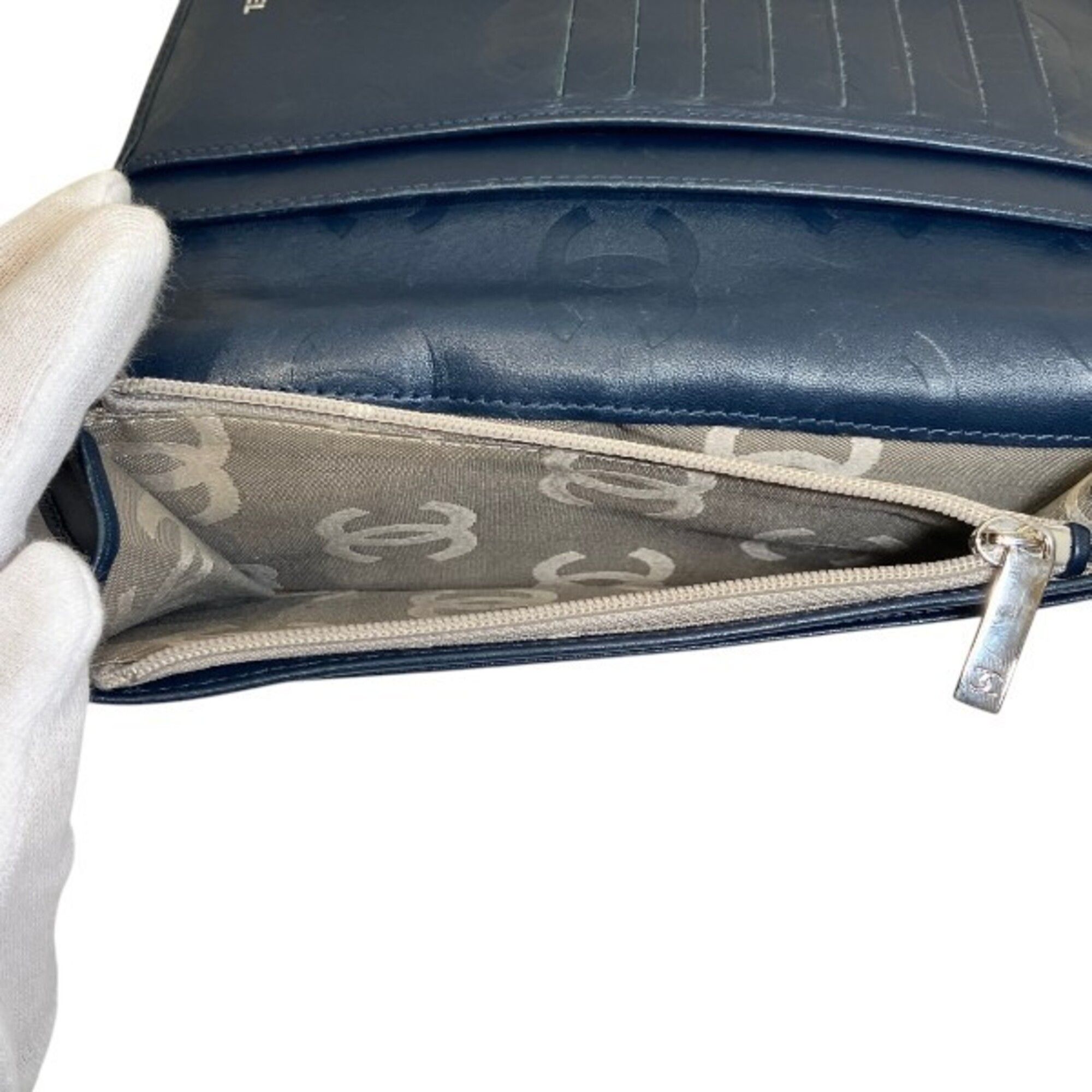 Leather Long Wallet (Bi-Fold) (Pre-Owned) - Chanel - Modalova