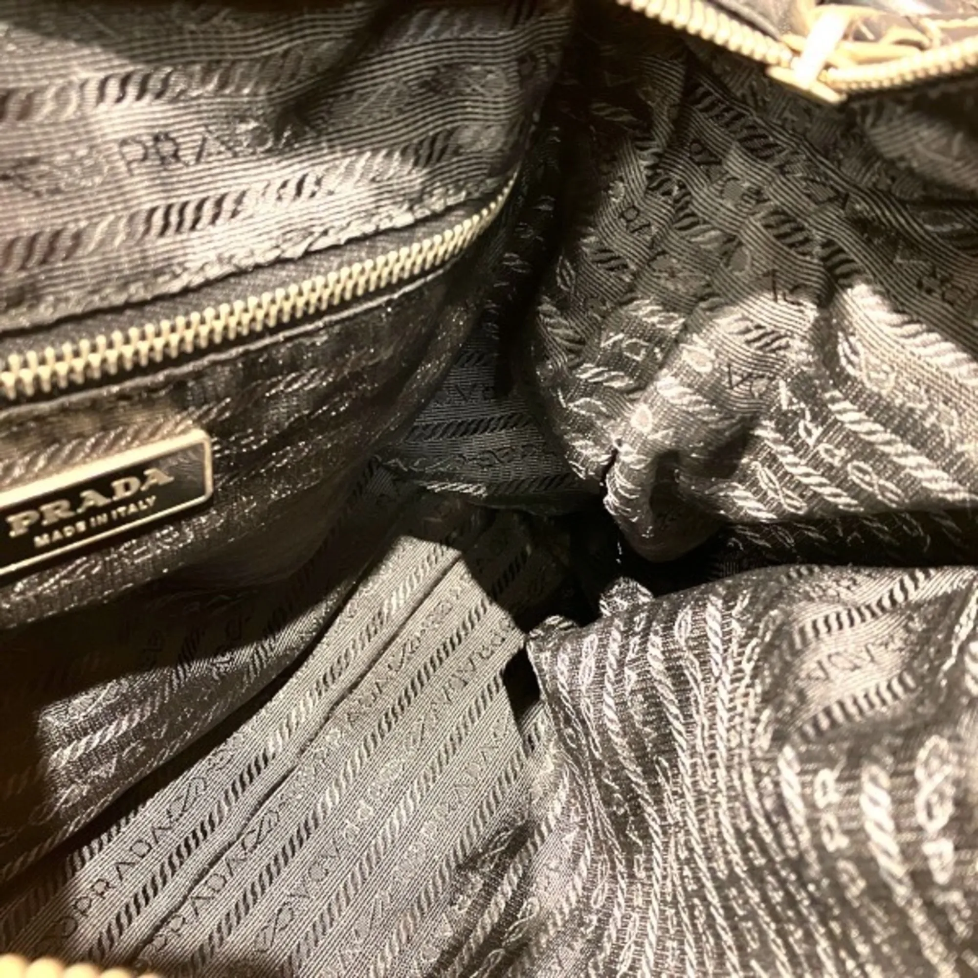 Nylon Leather Handbag (Pre-Owned) - Prada - Modalova
