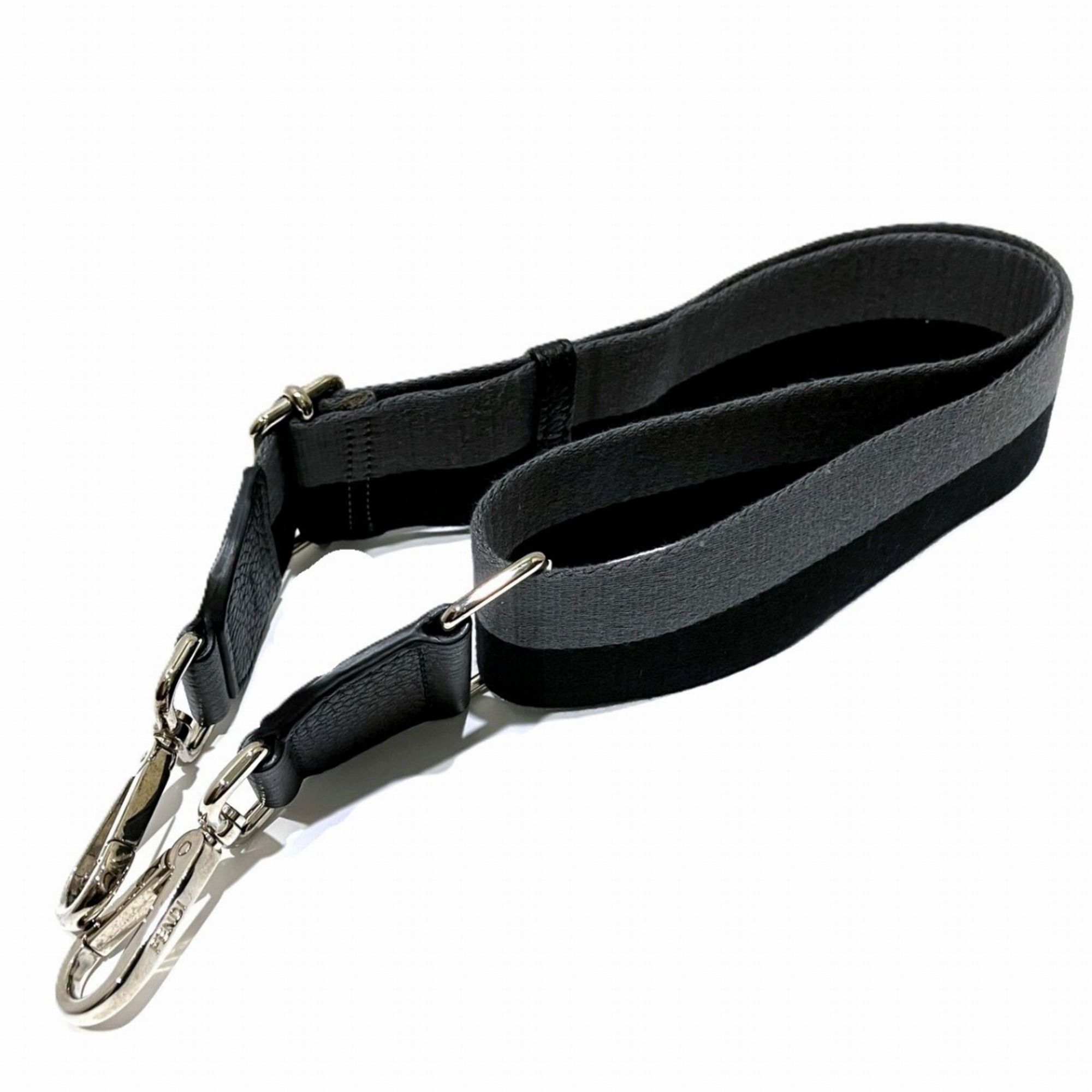 Peekaboo Leather Shoulder Bag (Pre-Owned) - Fendi - Modalova