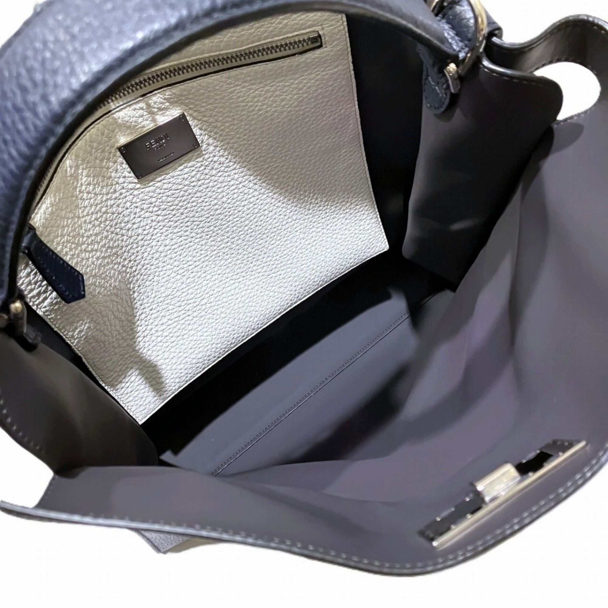 Peekaboo Leather Shoulder Bag (Pre-Owned) - Fendi - Modalova
