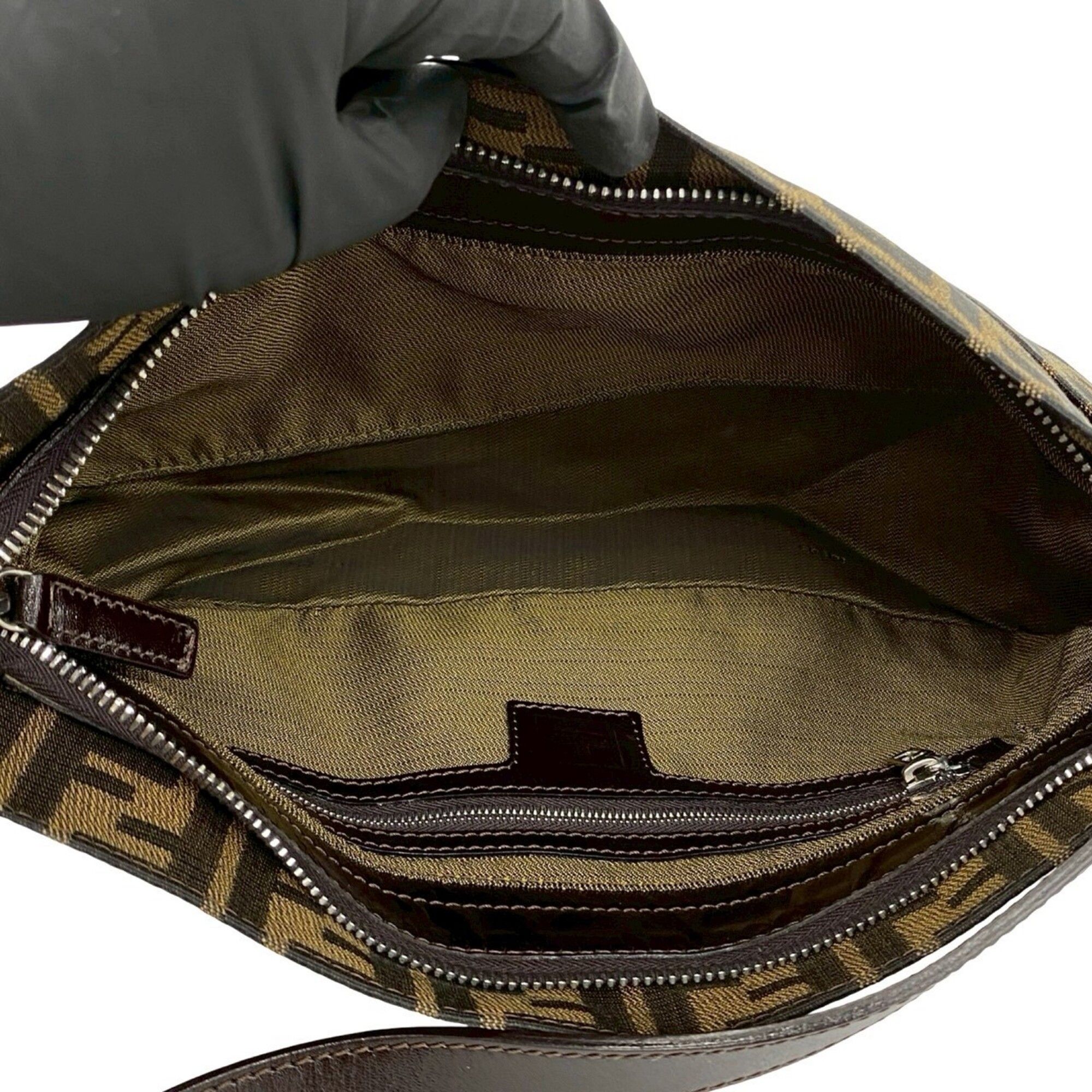 Canvas Leather Shoulder Bag (Pre-Owned) - Fendi - Modalova