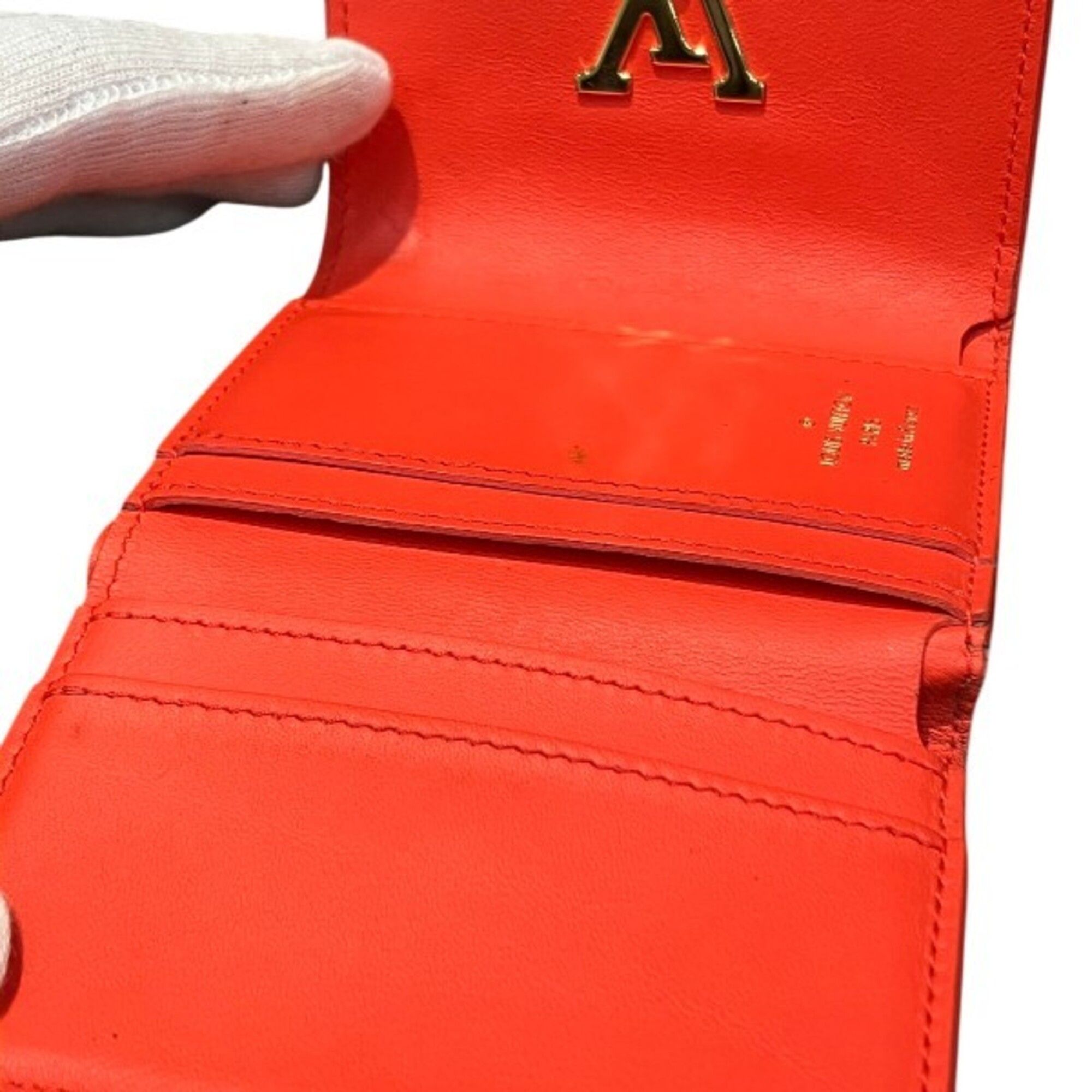 Leather Wallet (Tri-Fold) (Pre-Owned) - Louis Vuitton - Modalova
