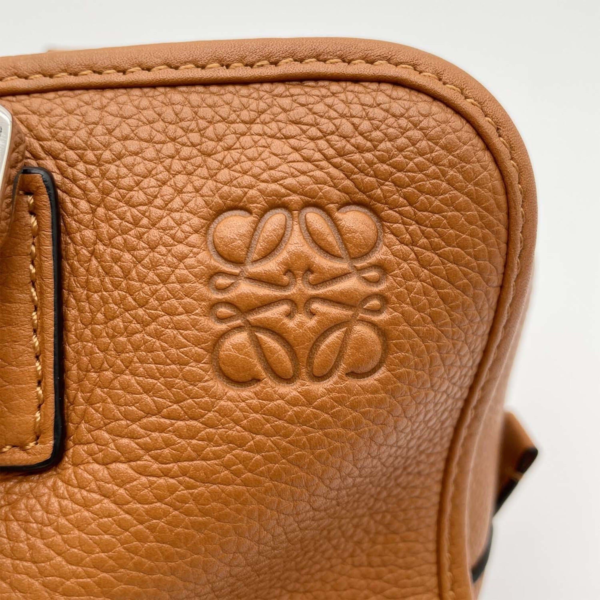 Canvas Leather Handbag (Pre-Owned) - Loewe - Modalova
