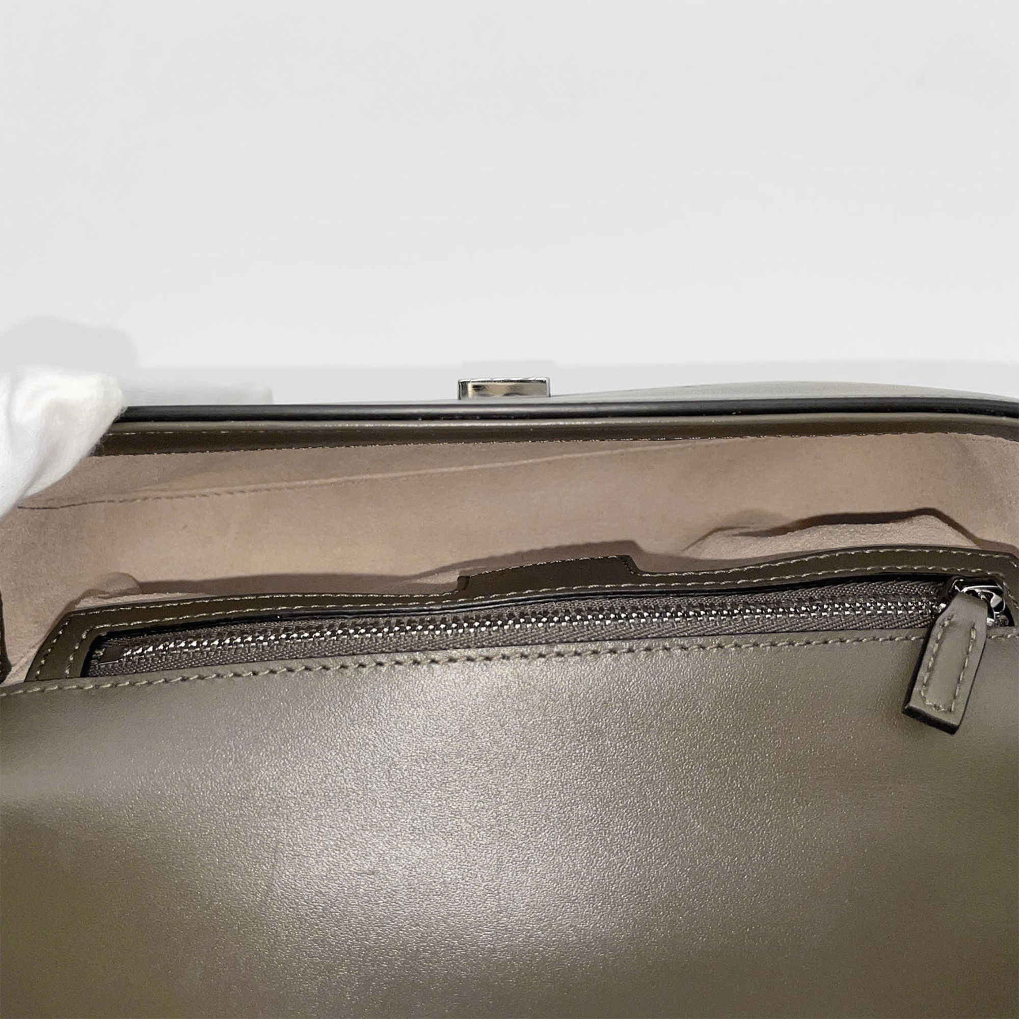 Leather Shoulder Bag (Pre-Owned) - Gucci - Modalova