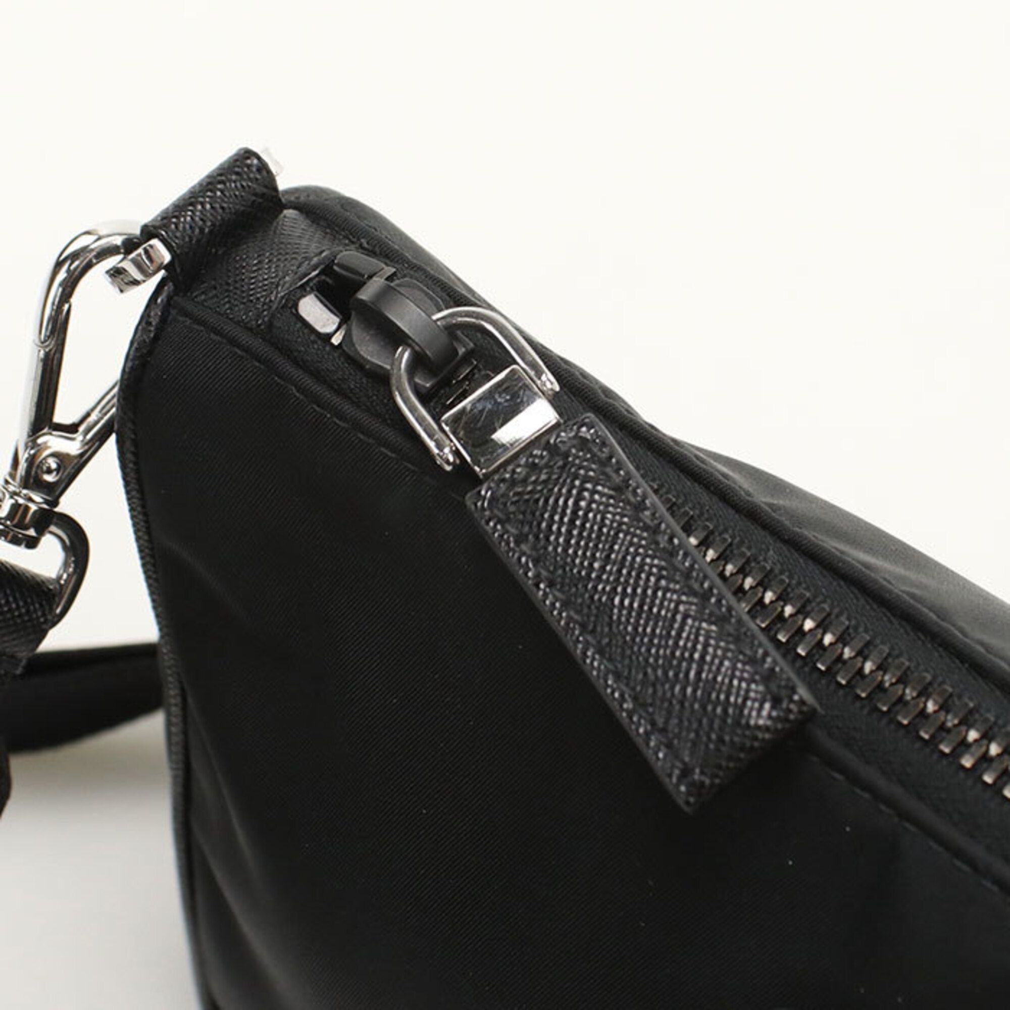 Nylon Shoulder Bag (Pre-Owned) - Prada - Modalova