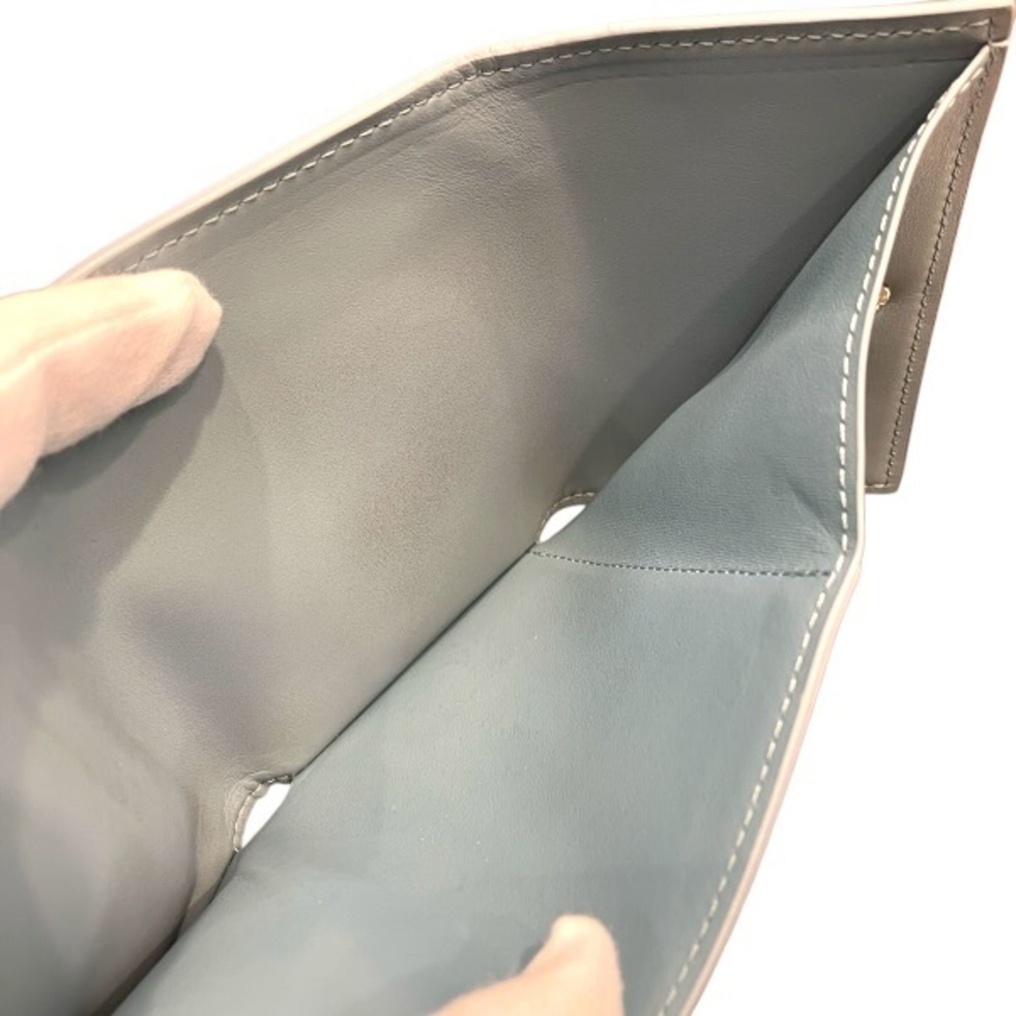 Monogram Shadow Leather Wallet (Tri-Fold) (Pre-Owned) - Louis Vuitton - Modalova