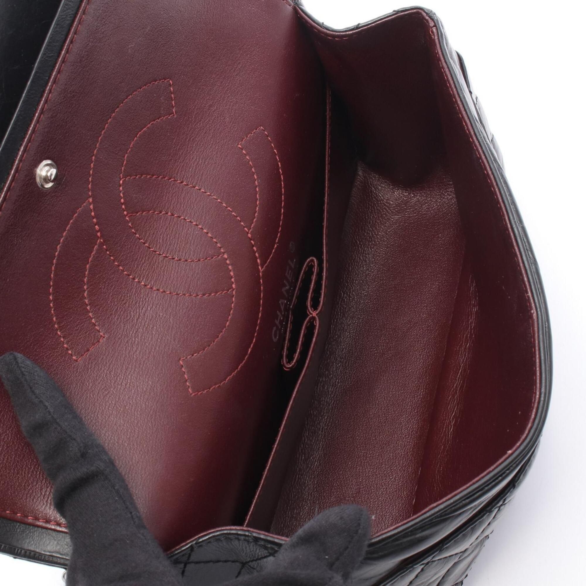 Leather Shoulder Bag (Pre-Owned) - Chanel - Modalova