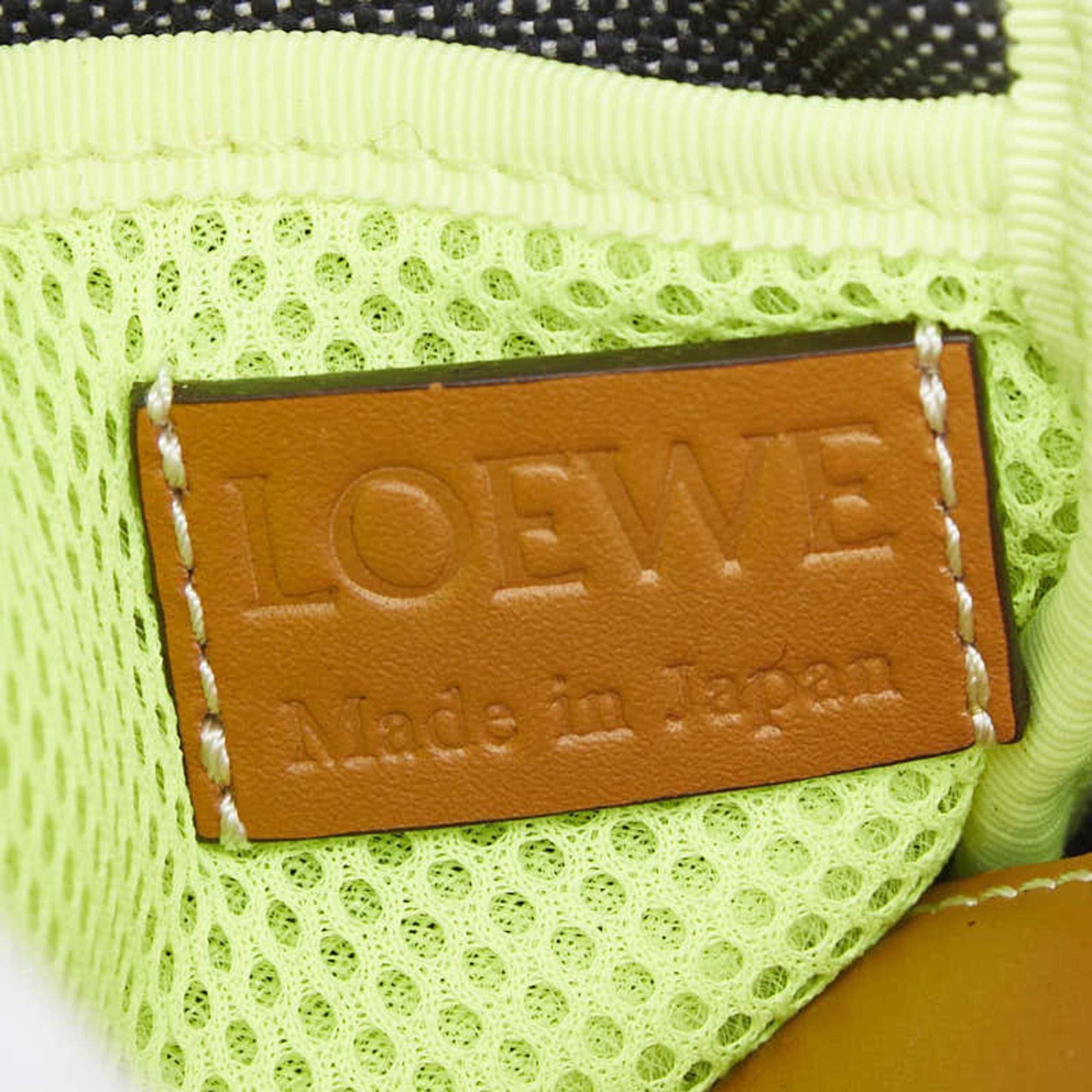 Canvas Handbag Shoulder Bag (Pre-Owned) - Loewe - Modalova