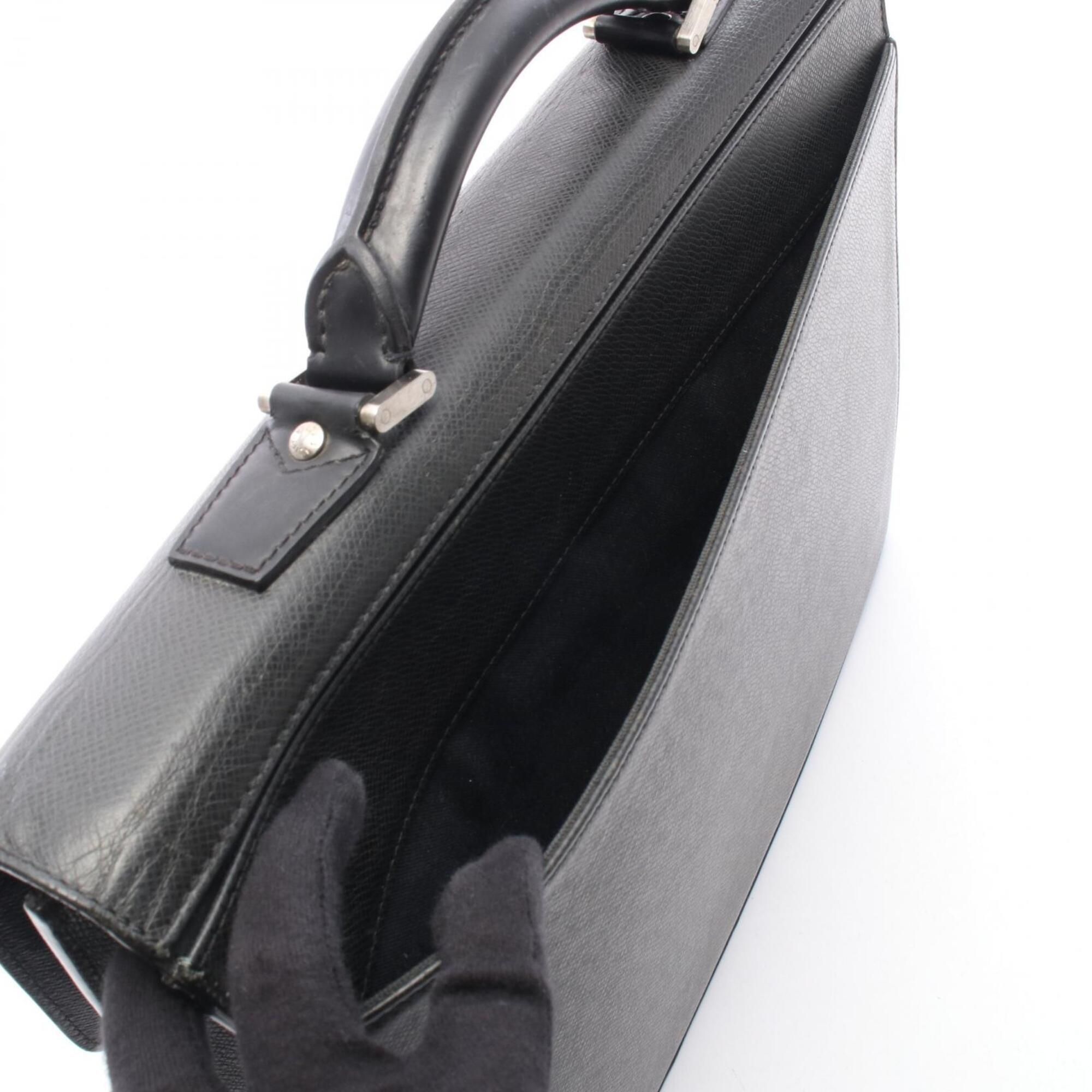 Taiga Leather Leather Handbag (Pre-Owned) - Louis Vuitton - Modalova