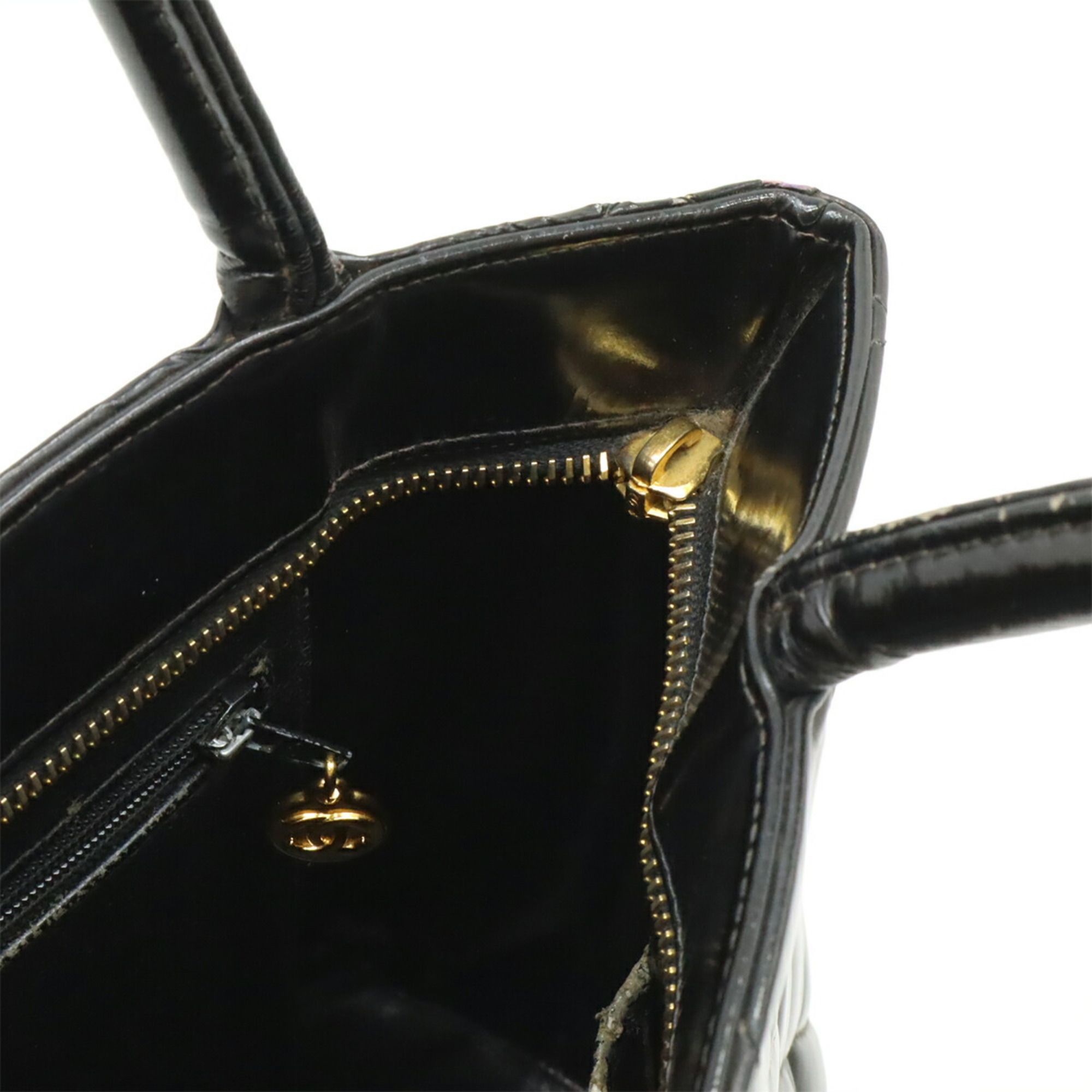 Patent Leather Shoulder Bag Tote Bag (Pre-Owned) - Chanel - Modalova