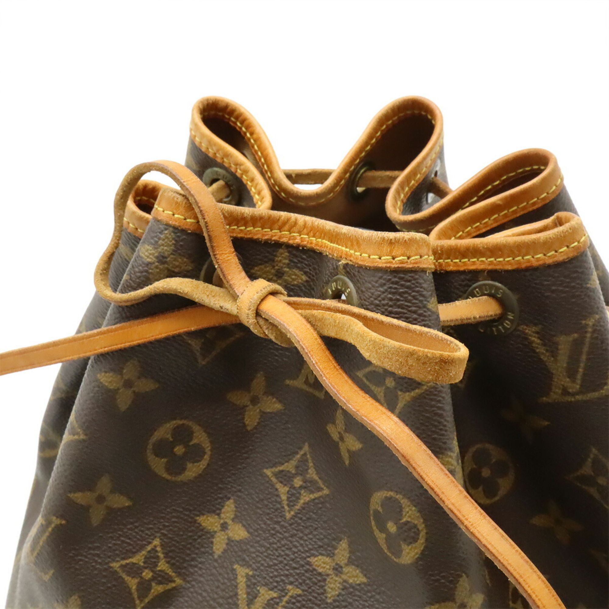 Canvas Shoulder Bag (Pre-Owned) - Louis Vuitton - Modalova