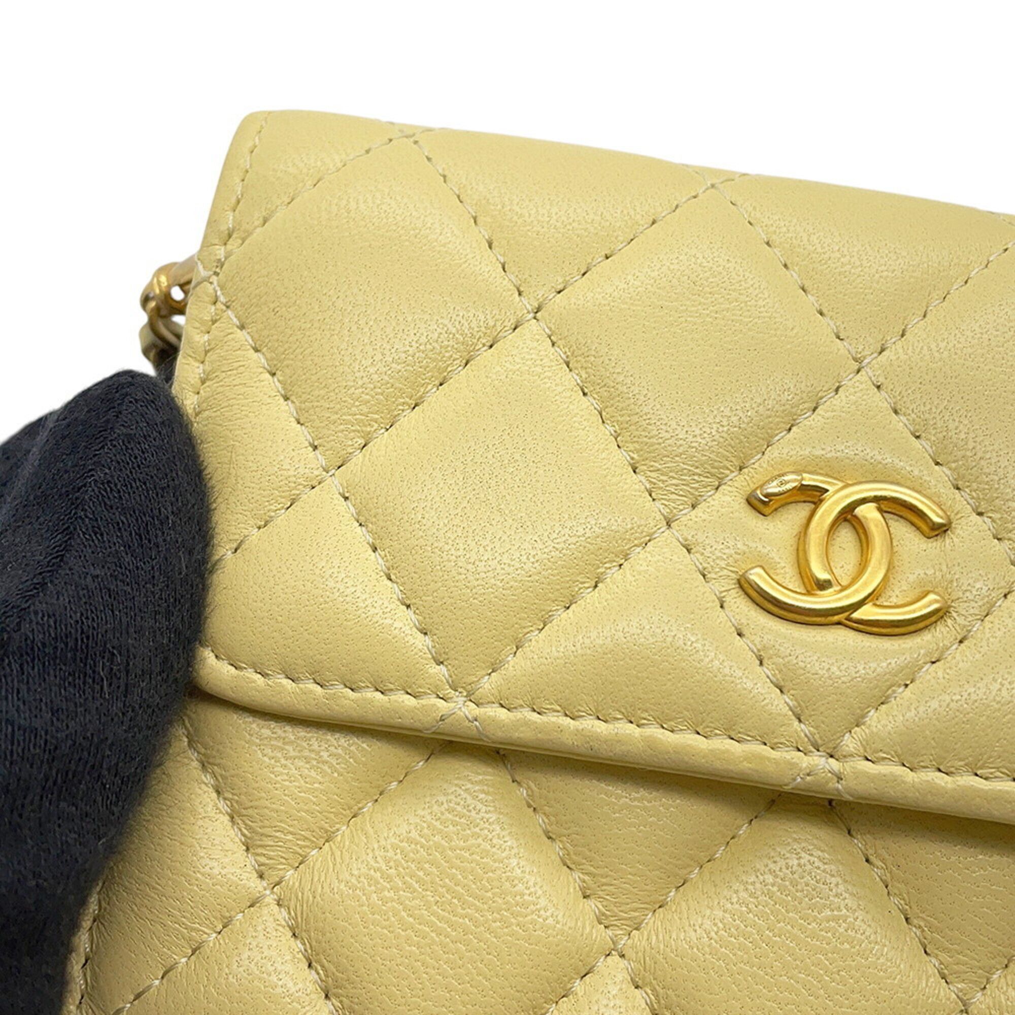 Leather Handbag Shoulder Bag (Pre-Owned) - Chanel - Modalova