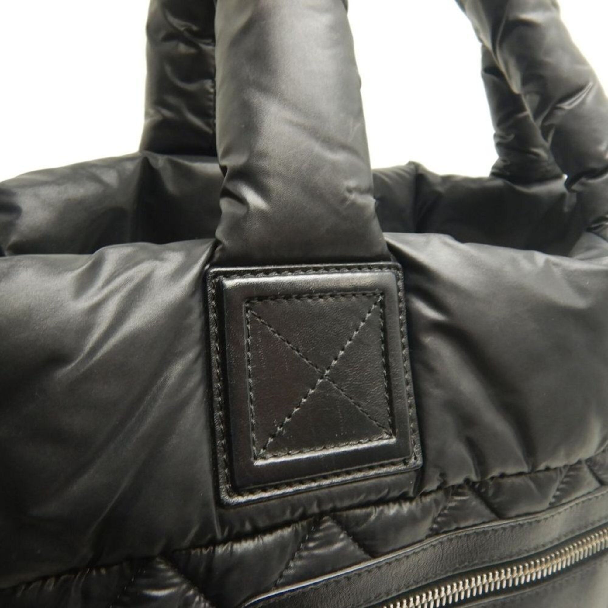 Coco Cocoon Nylon Tote Bag (Pre-Owned) - Chanel - Modalova