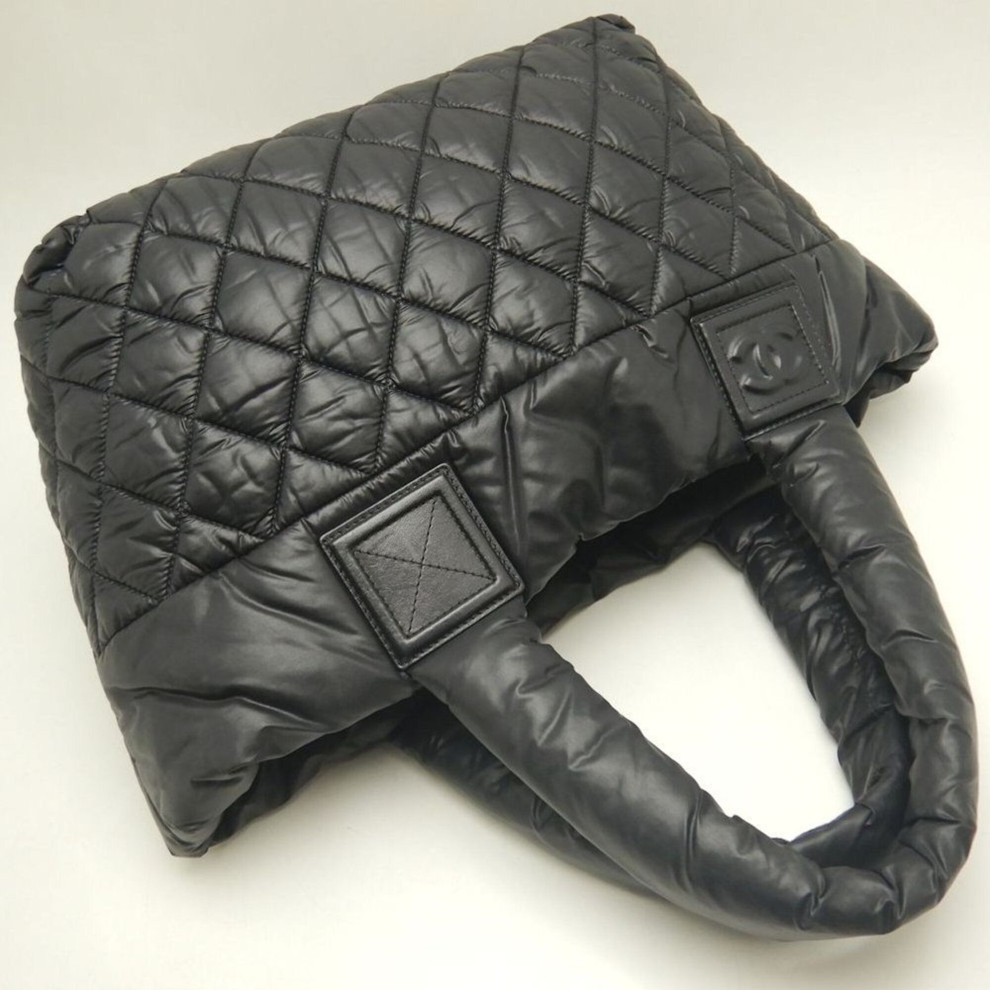 Coco Cocoon Nylon Tote Bag (Pre-Owned) - Chanel - Modalova