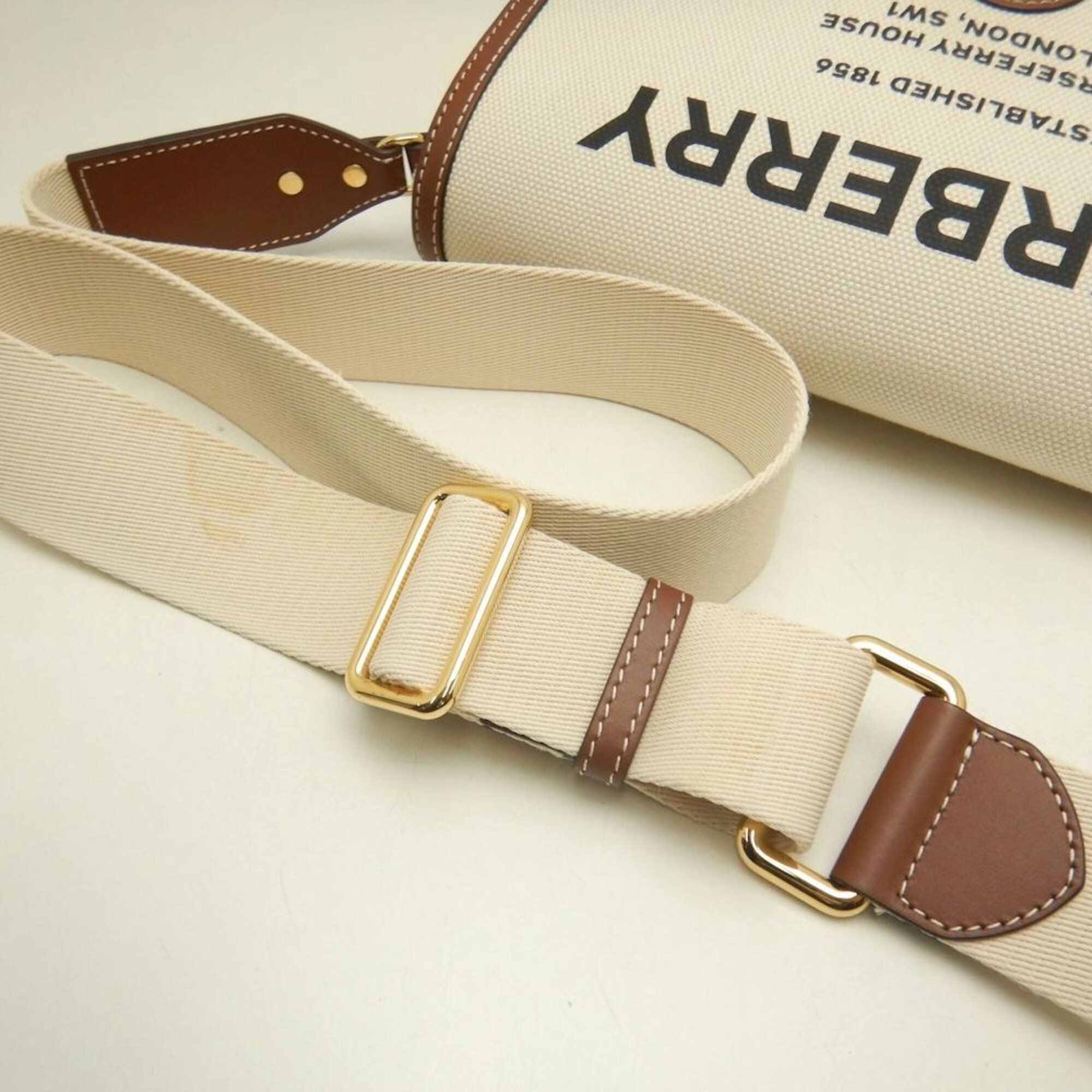 Canvas Leather Shoulder Bag (Pre-Owned) - Burberry - Modalova