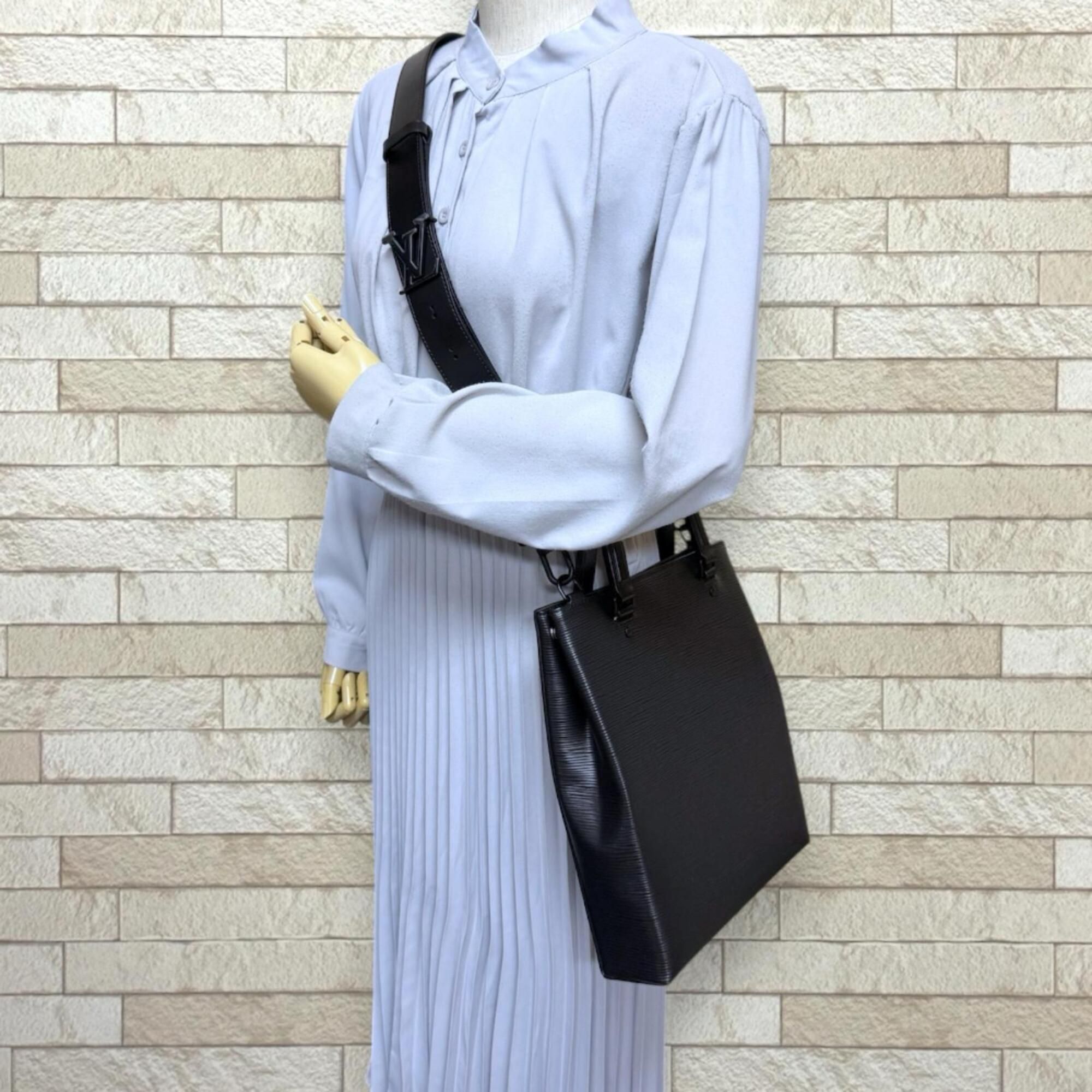 Epi Leather Shoulder Bag (Pre-Owned) - Louis Vuitton - Modalova