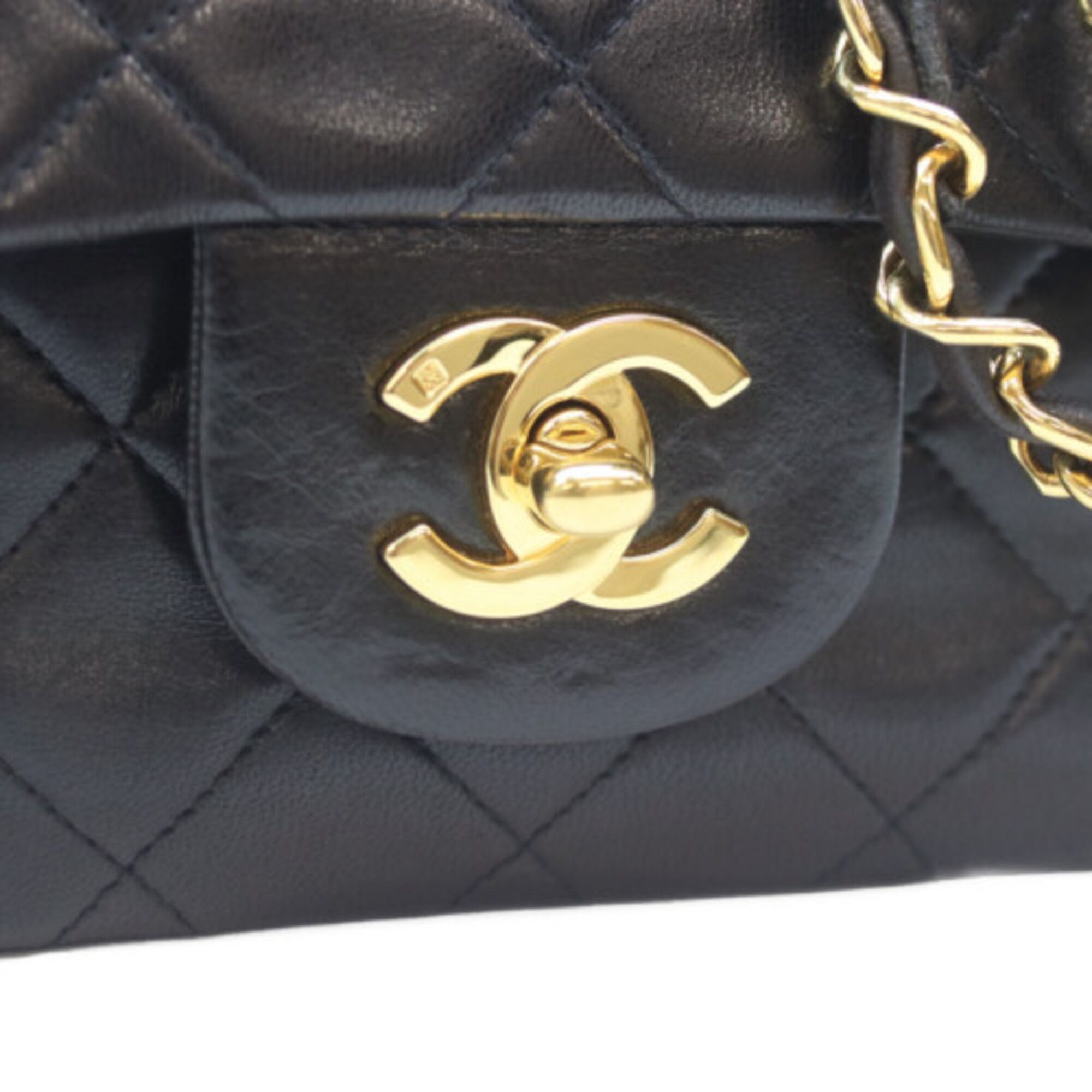 Leather Shoulder Bag (Pre-Owned) - Chanel - Modalova