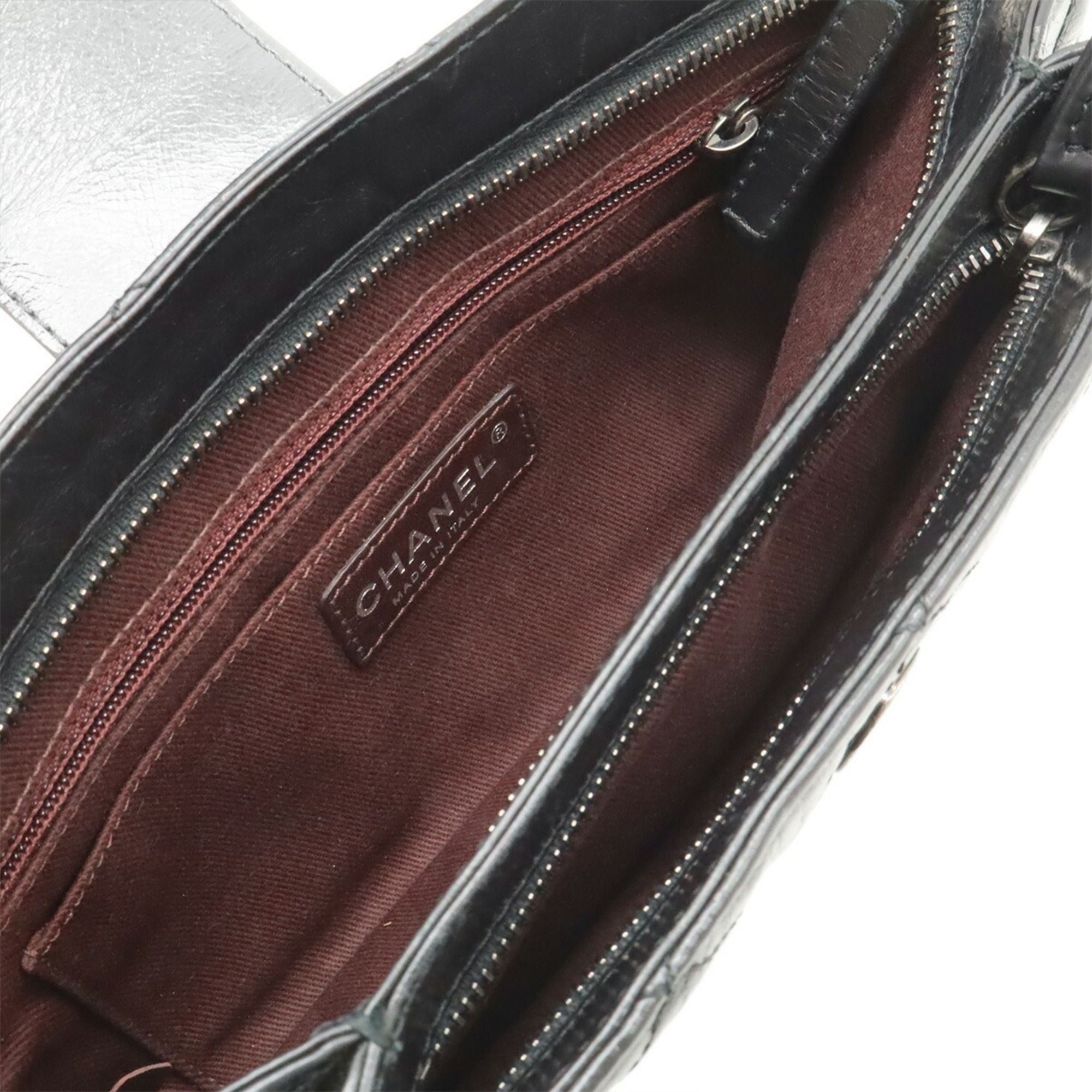 Leather Shoulder Bag (Pre-Owned) - Chanel - Modalova