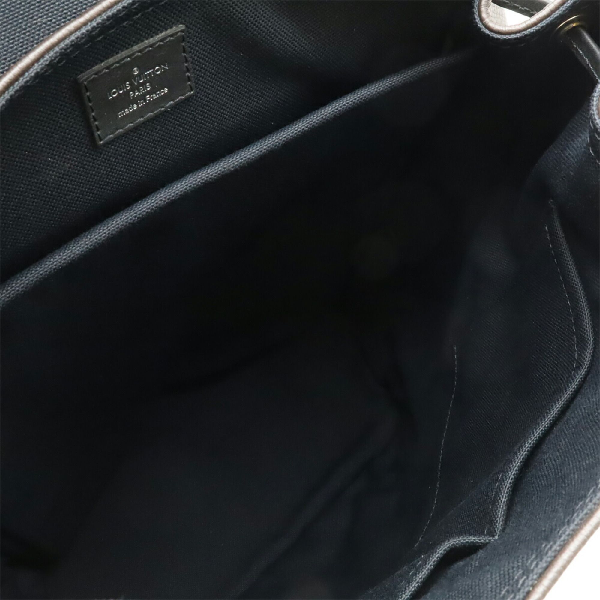 Utah Leather Backpack (Pre-Owned) - Louis Vuitton - Modalova