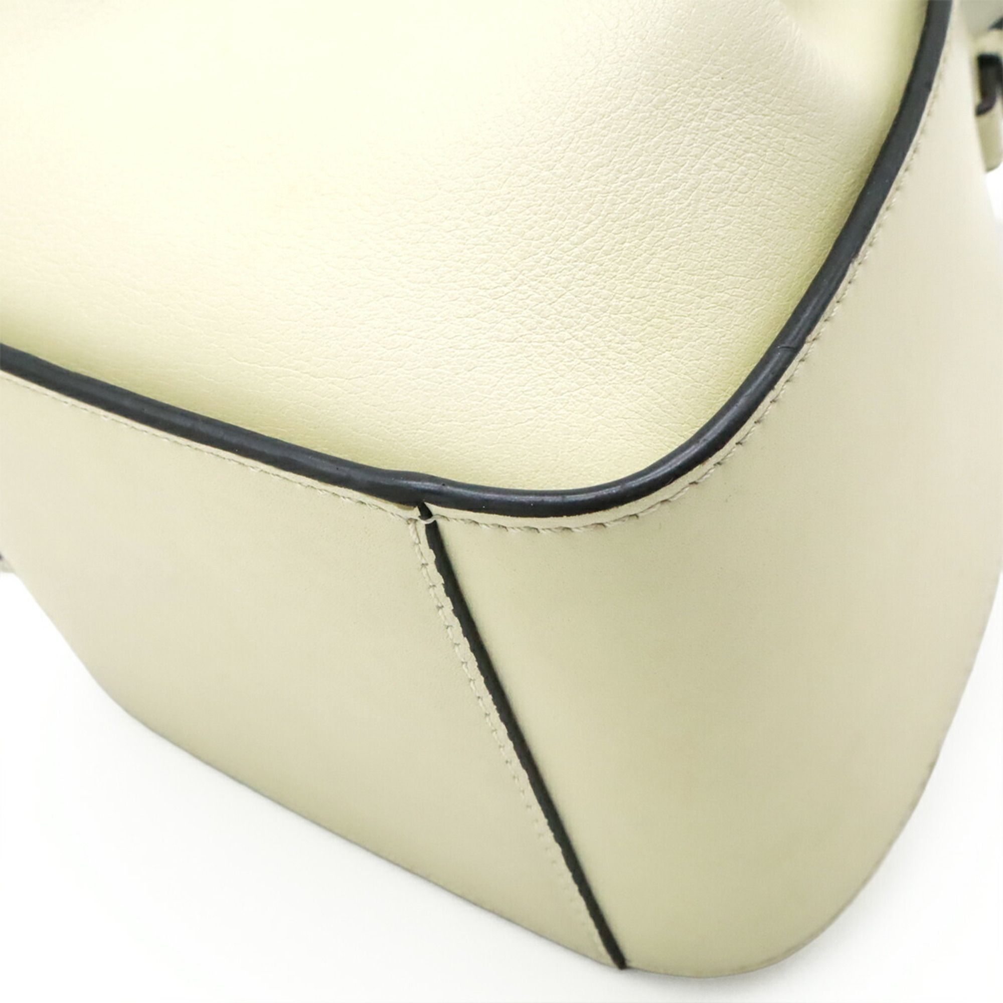Hammock Leather Handbag Shoulder Bag (Pre-Owned) - Loewe - Modalova
