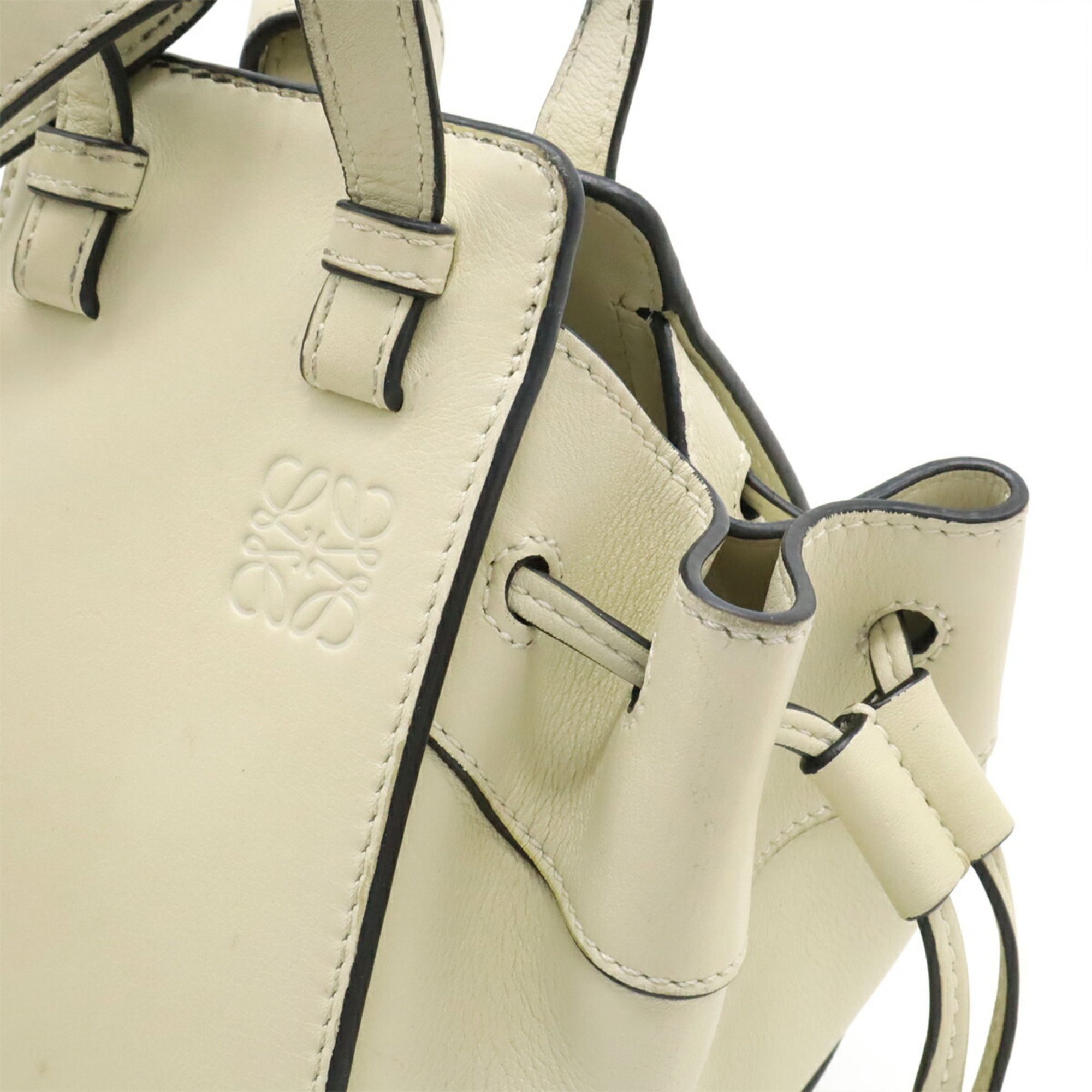 Hammock Leather Handbag Shoulder Bag (Pre-Owned) - Loewe - Modalova
