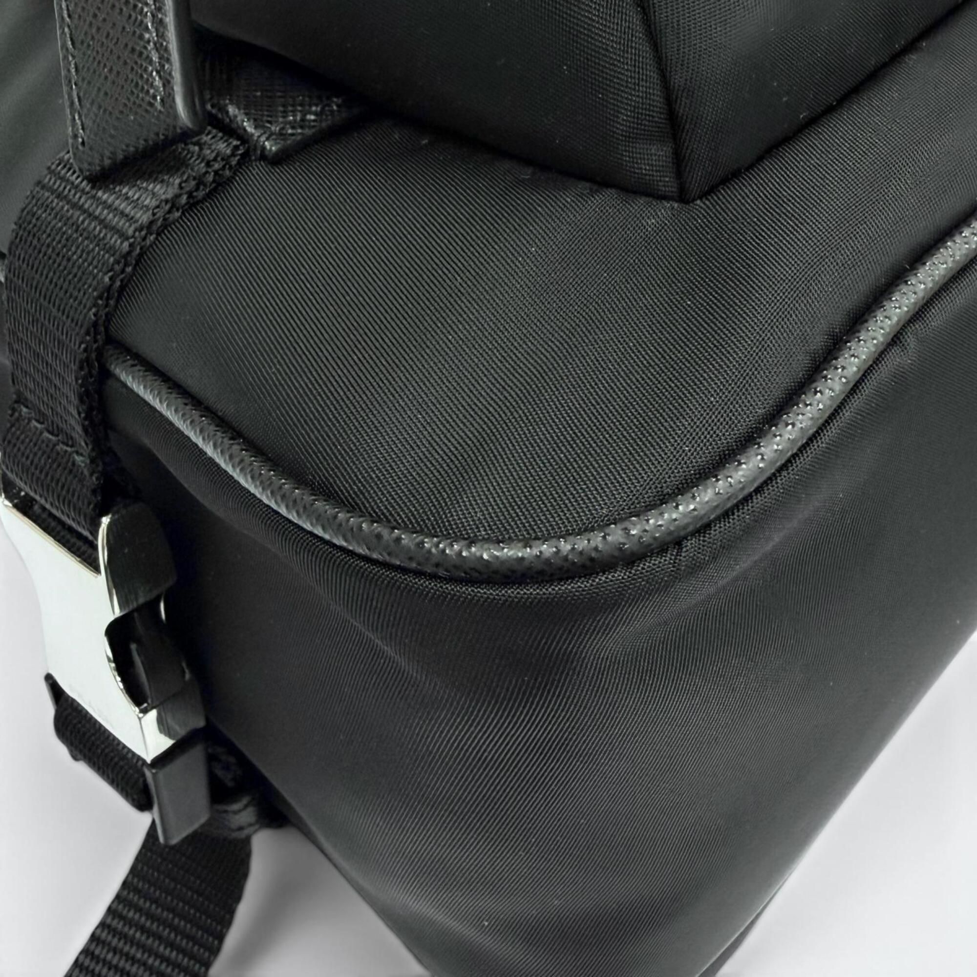 Nylon Leather Shoulder Bag (Pre-Owned) - Prada - Modalova