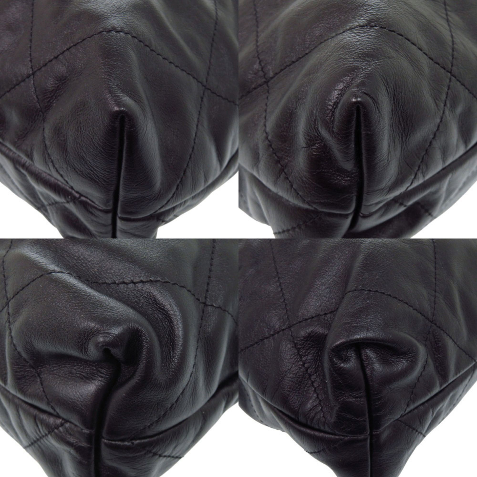 Leather Pouch Shoulder Bag (Pre-Owned) - Chanel - Modalova