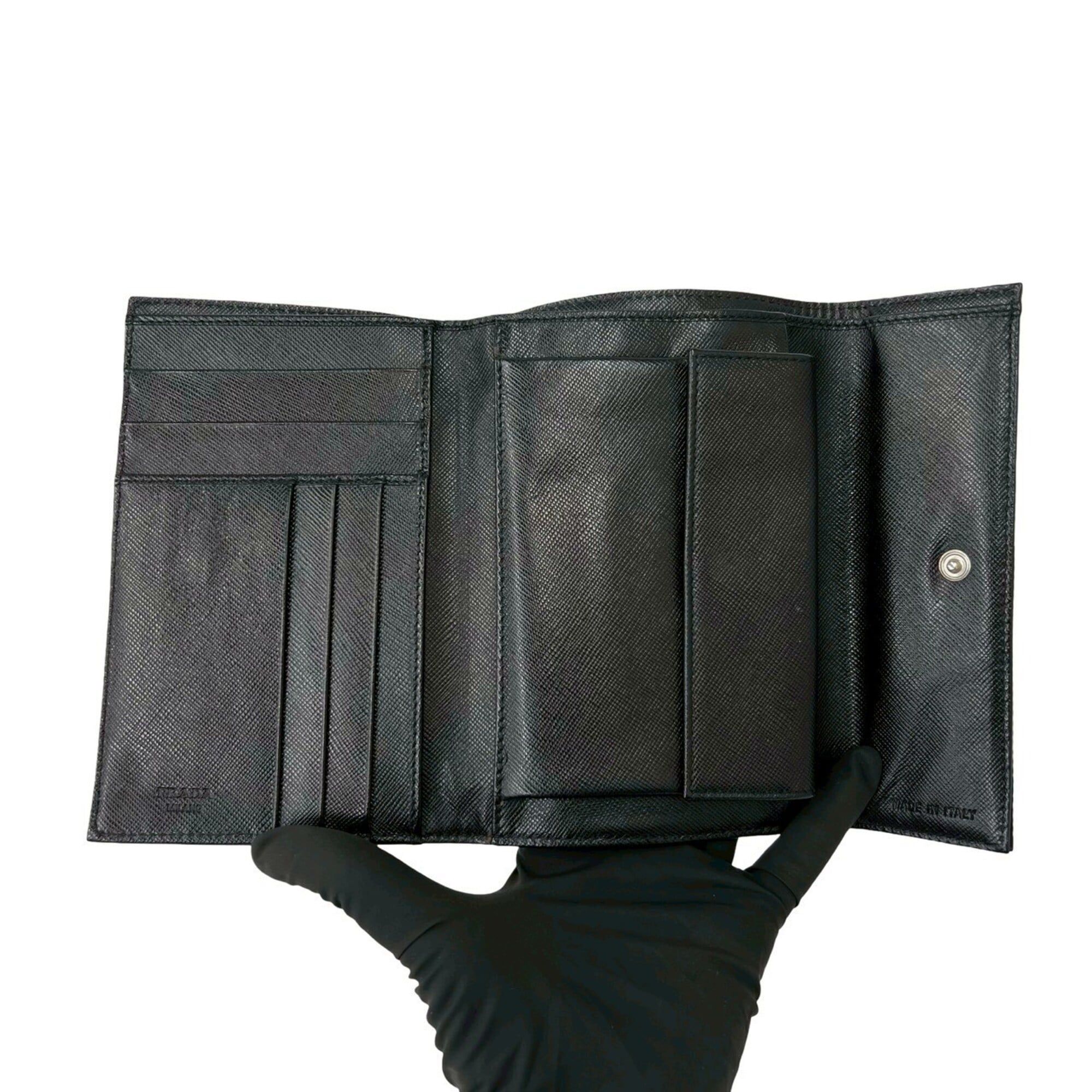 Nylon Leather Wallet (Tri-Fold) (Pre-Owned) - Prada - Modalova