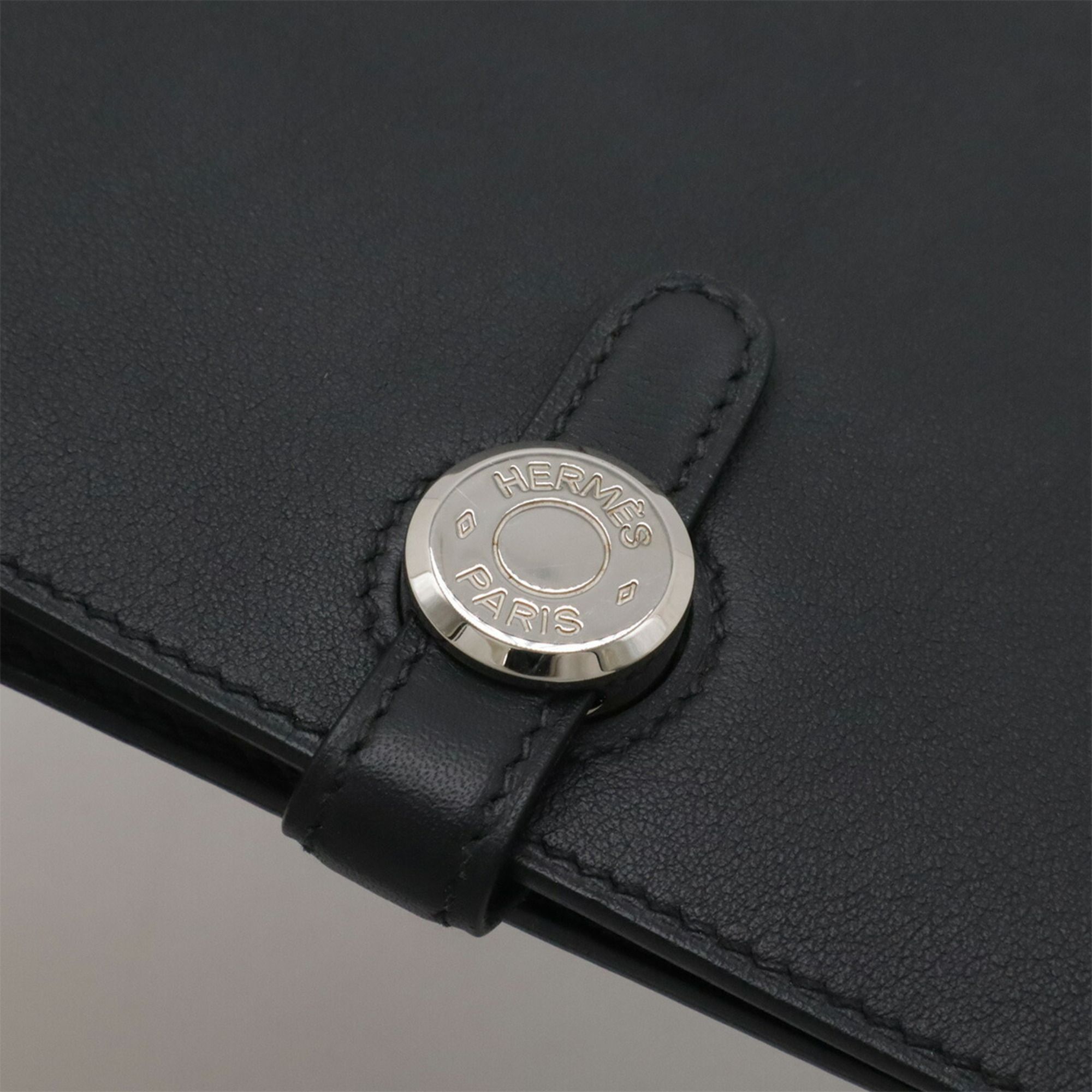 Swift Leather Long Wallet (Bi-Fold) (Pre-Owned) - Hermes - Modalova
