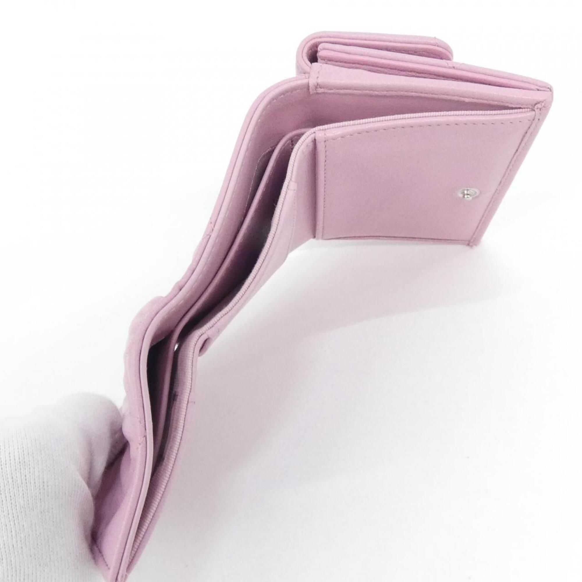 Chanel Pink Leather (Pre-Owned) - Chanel - Modalova