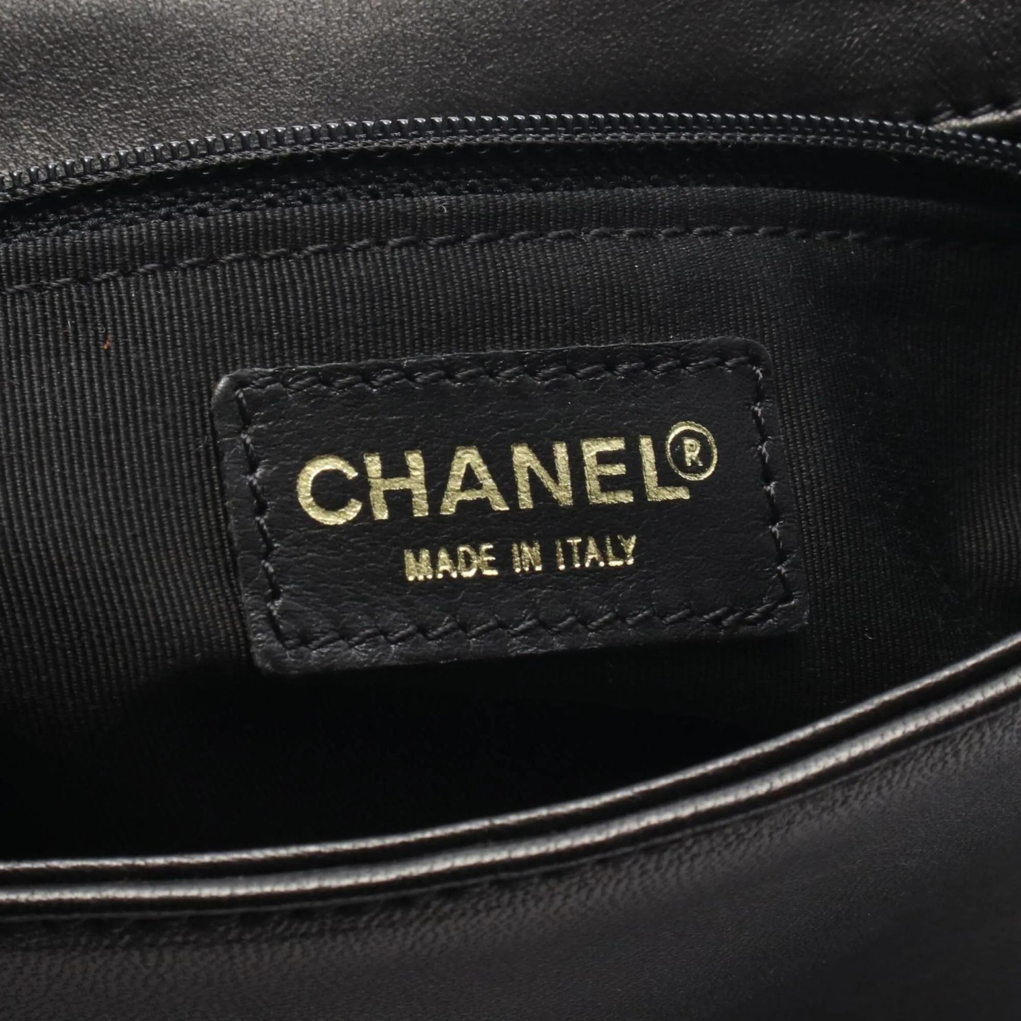 Leather Shoulder Bag (Pre-Owned) - Chanel - Modalova