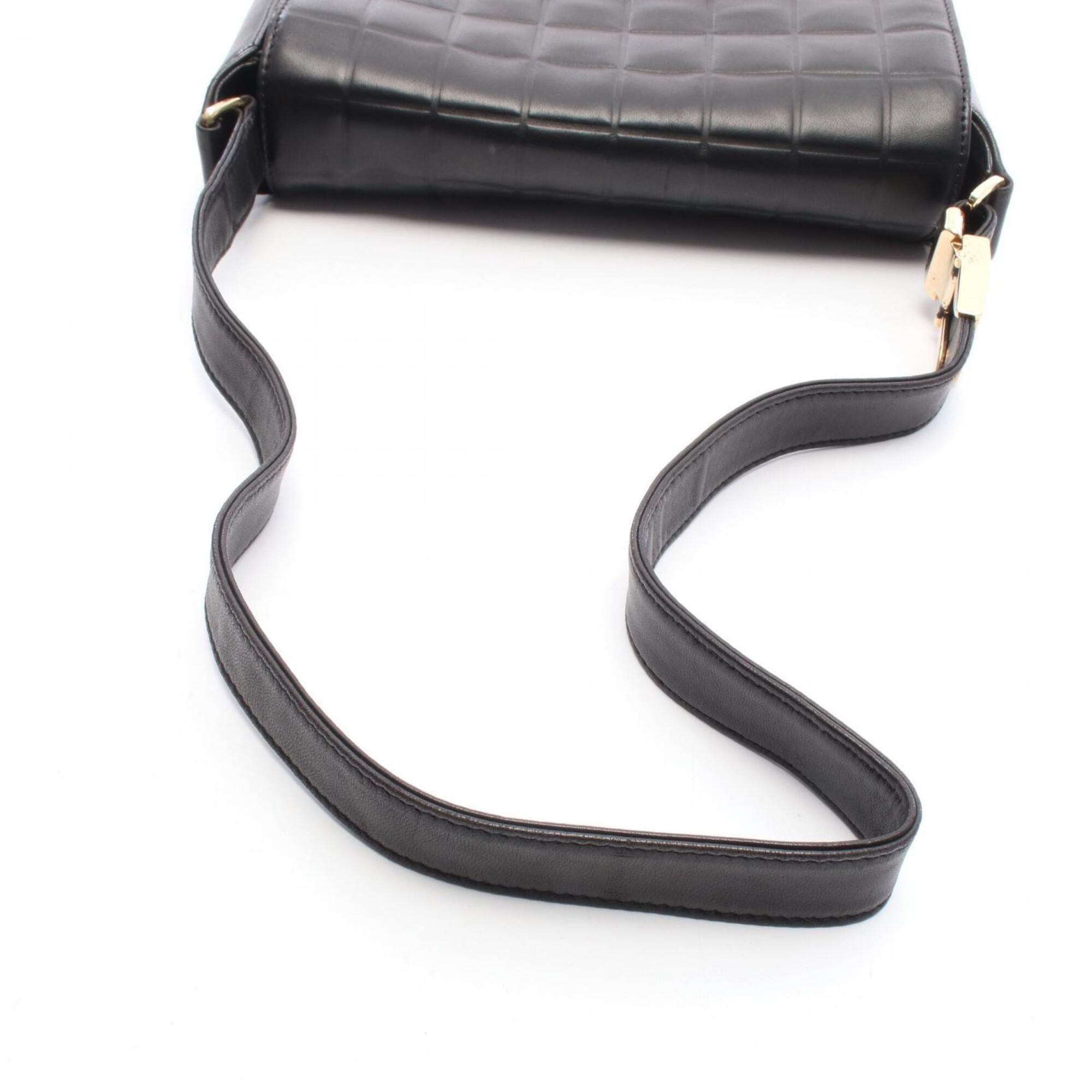 Leather Shoulder Bag (Pre-Owned) - Chanel - Modalova