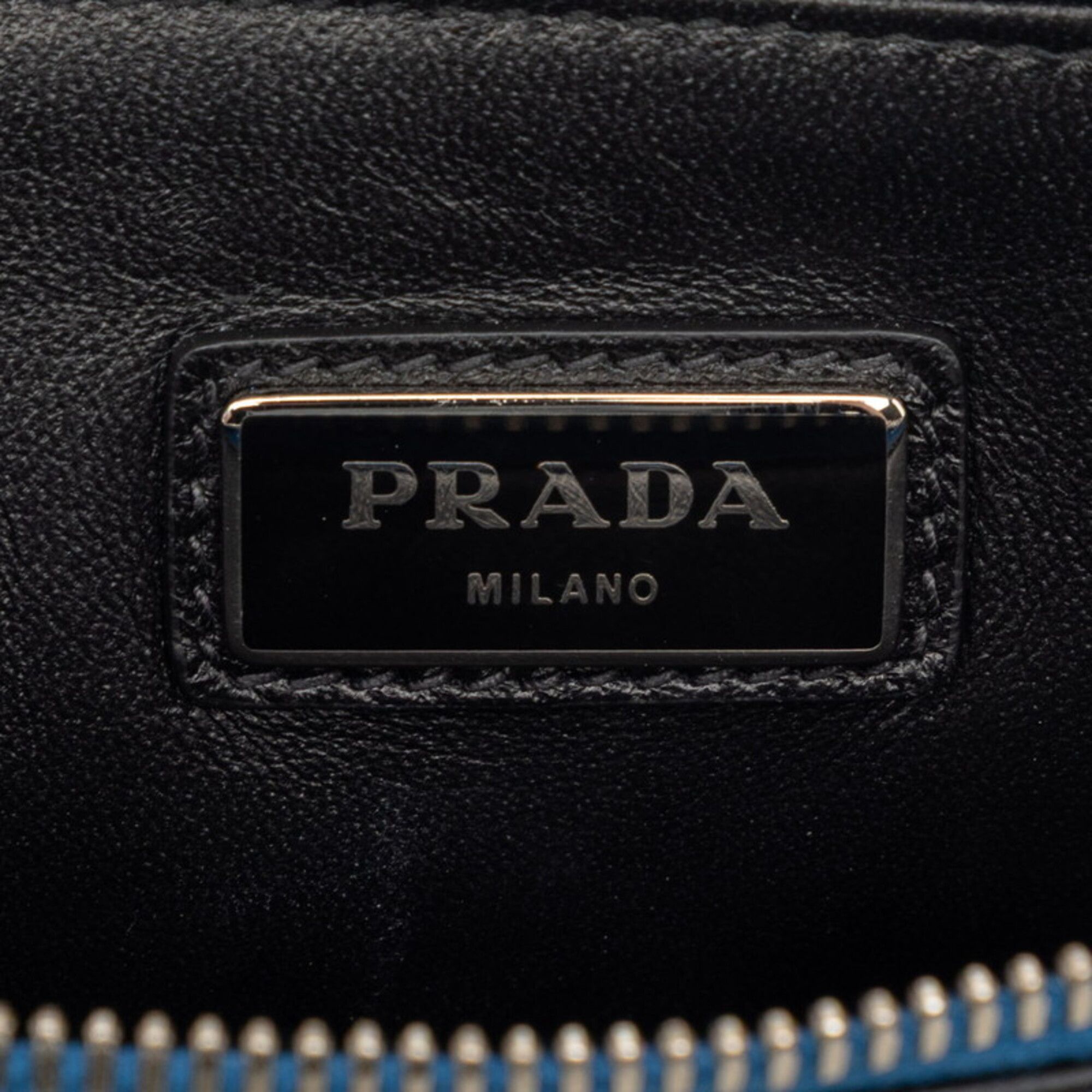 Saffiano Triangle Leather Clutch Bag Shoulder Bag (Pre-Owned) - Prada - Modalova