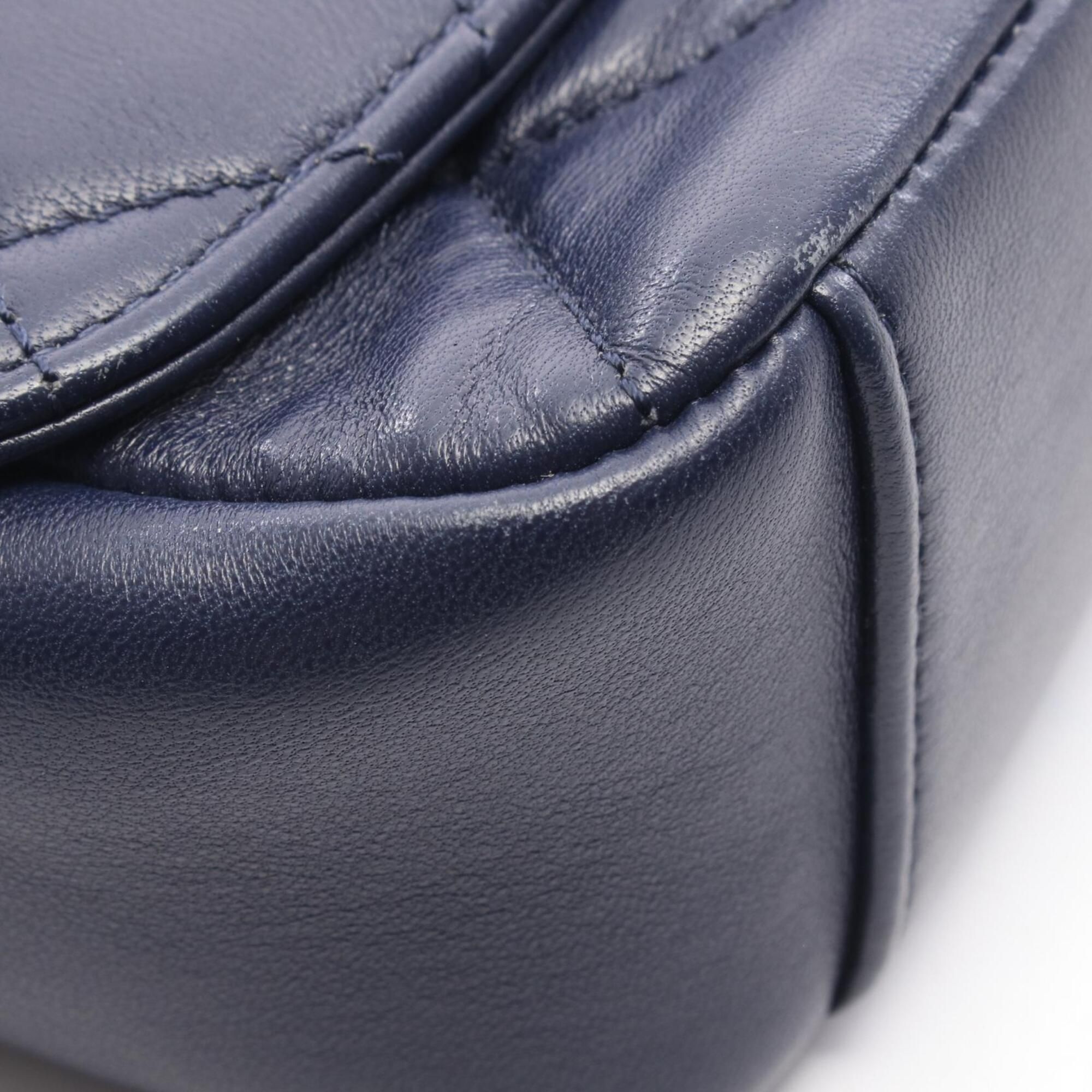 Leather Handbag Shoulder Bag (Pre-Owned) - Chanel - Modalova