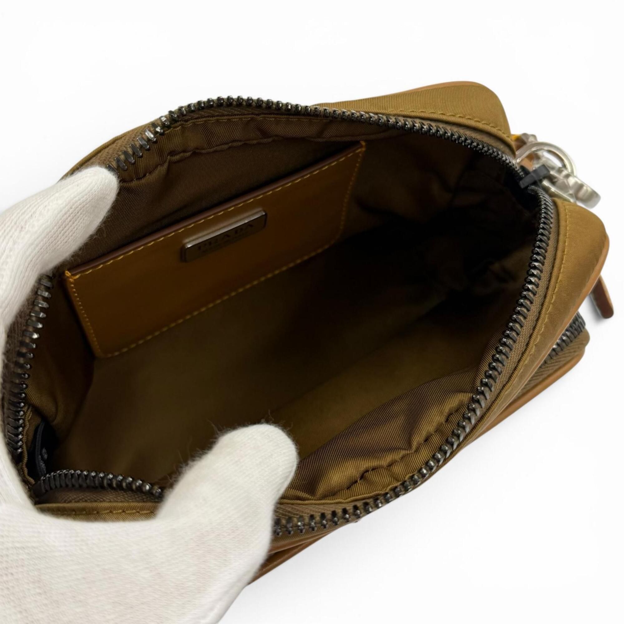 Nylon Leather Pouch Shoulder Bag (Pre-Owned) - Prada - Modalova