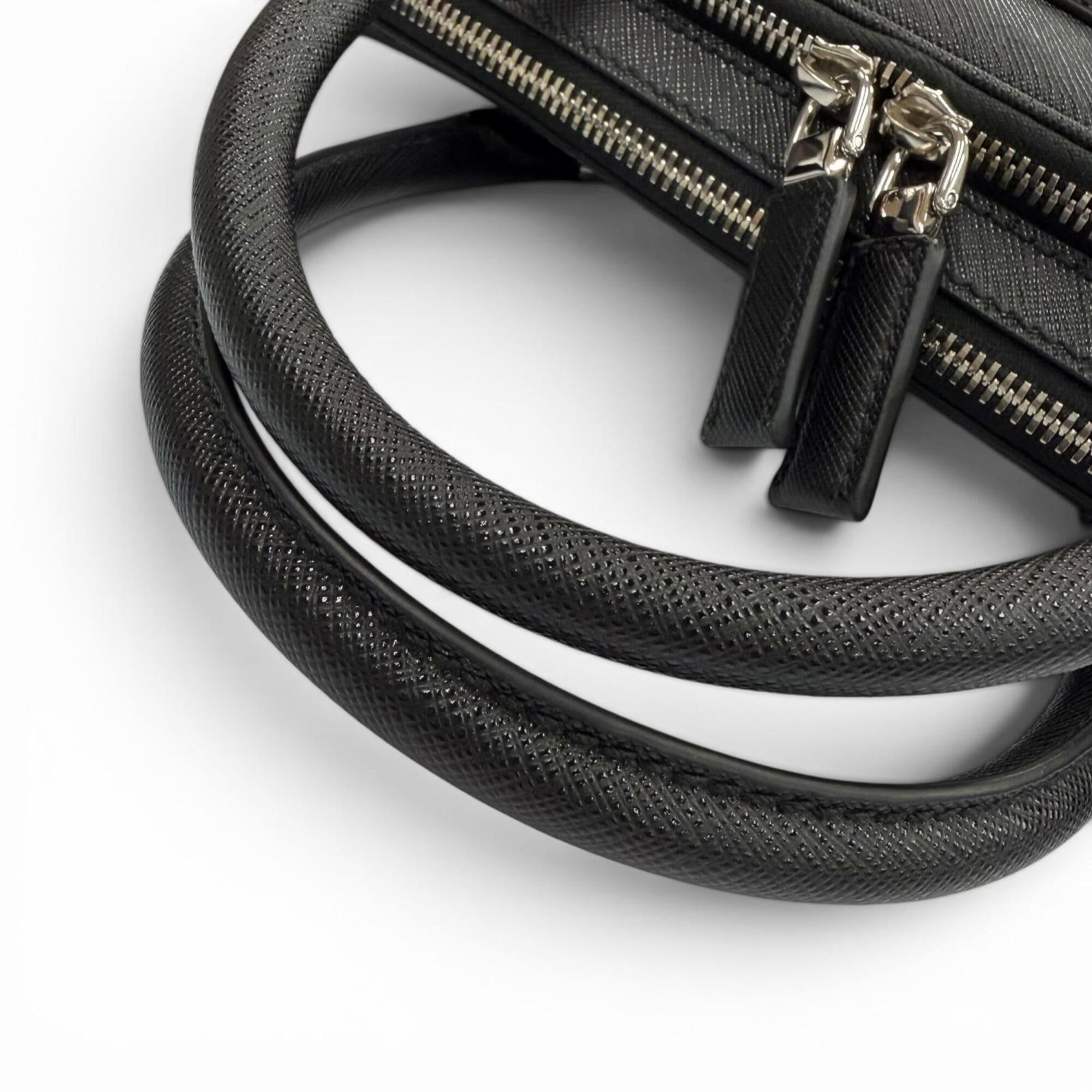Leather Briefcase (Pre-Owned) - Prada - Modalova