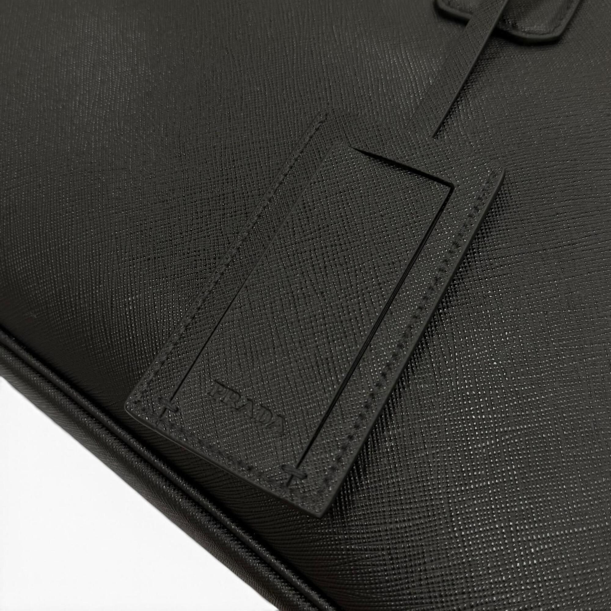 Leather Briefcase (Pre-Owned) - Prada - Modalova