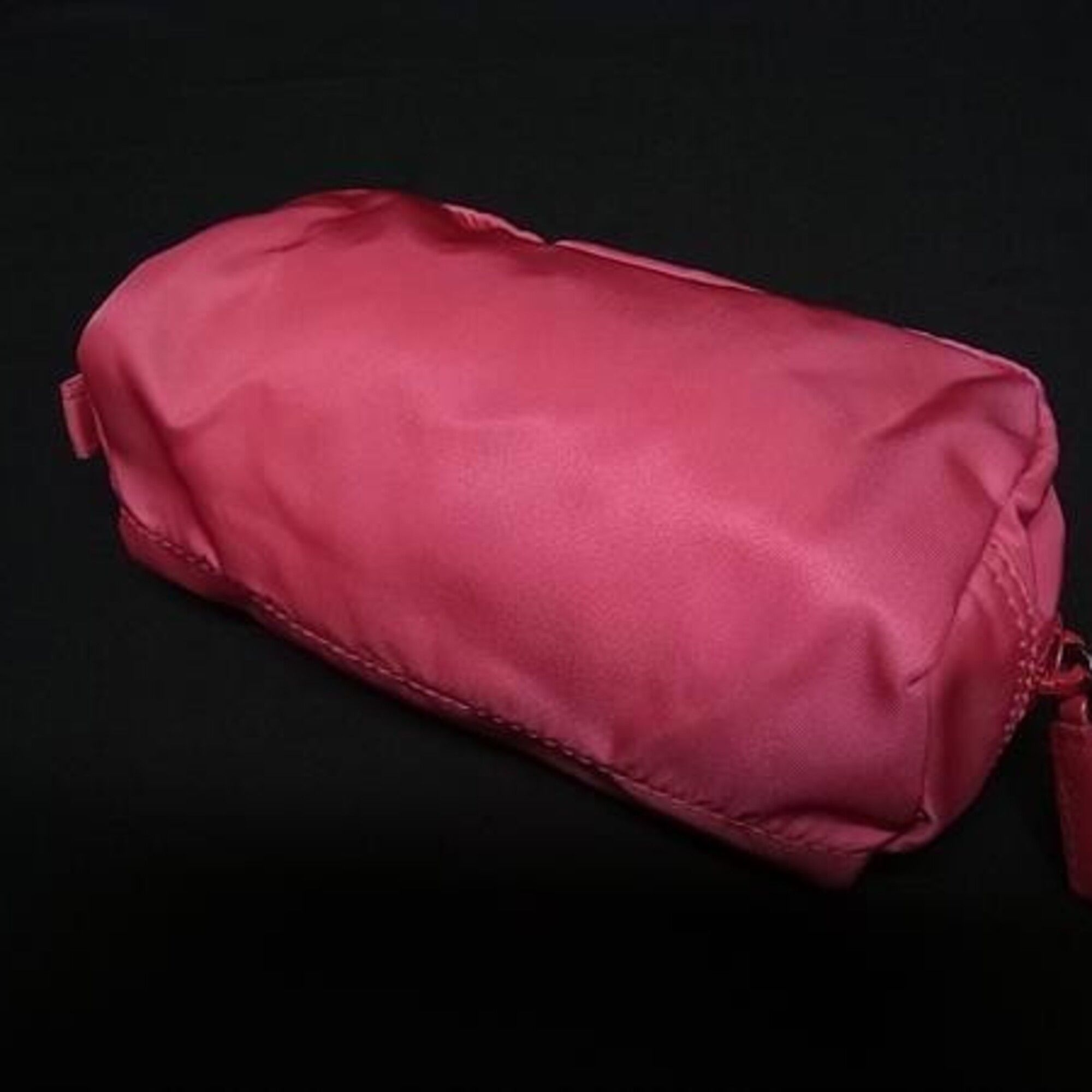 Tessuto Saffiano Triangle Pouch (Pre-Owned) - Prada - Modalova
