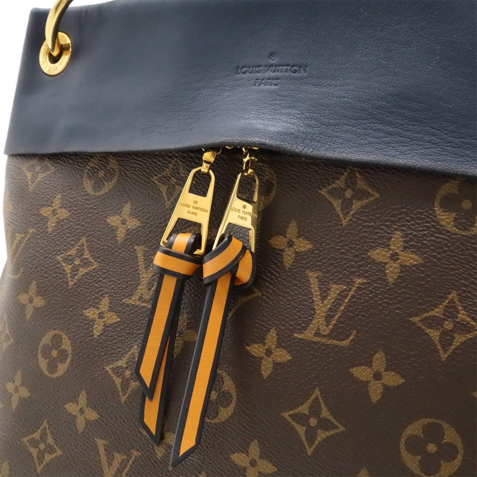 Pvc Handbag Shoulder Bag (Pre-Owned) - Louis Vuitton - Modalova