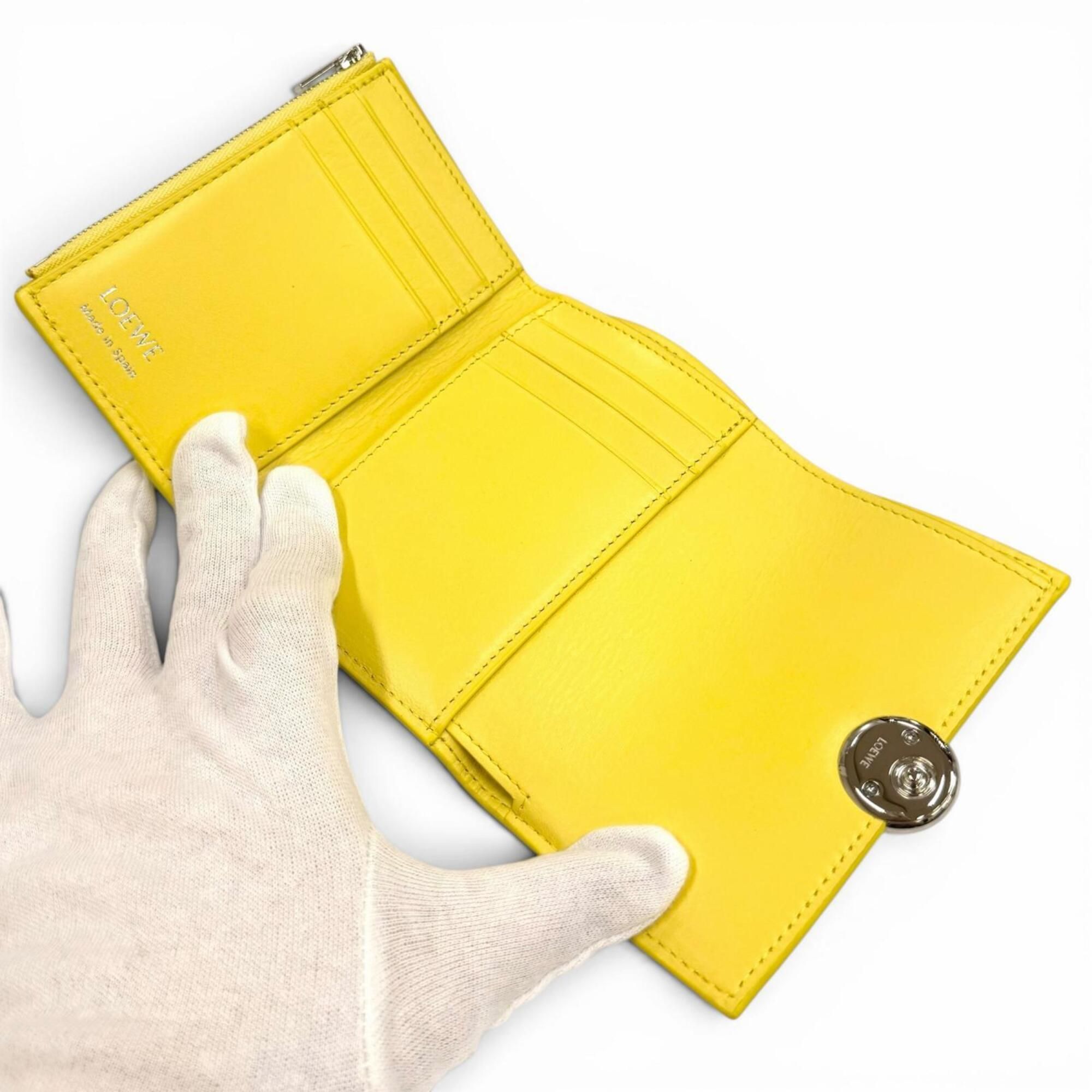 Loewe Wallet (Tri-Fold) (Pre-Owned) - Loewe - Modalova