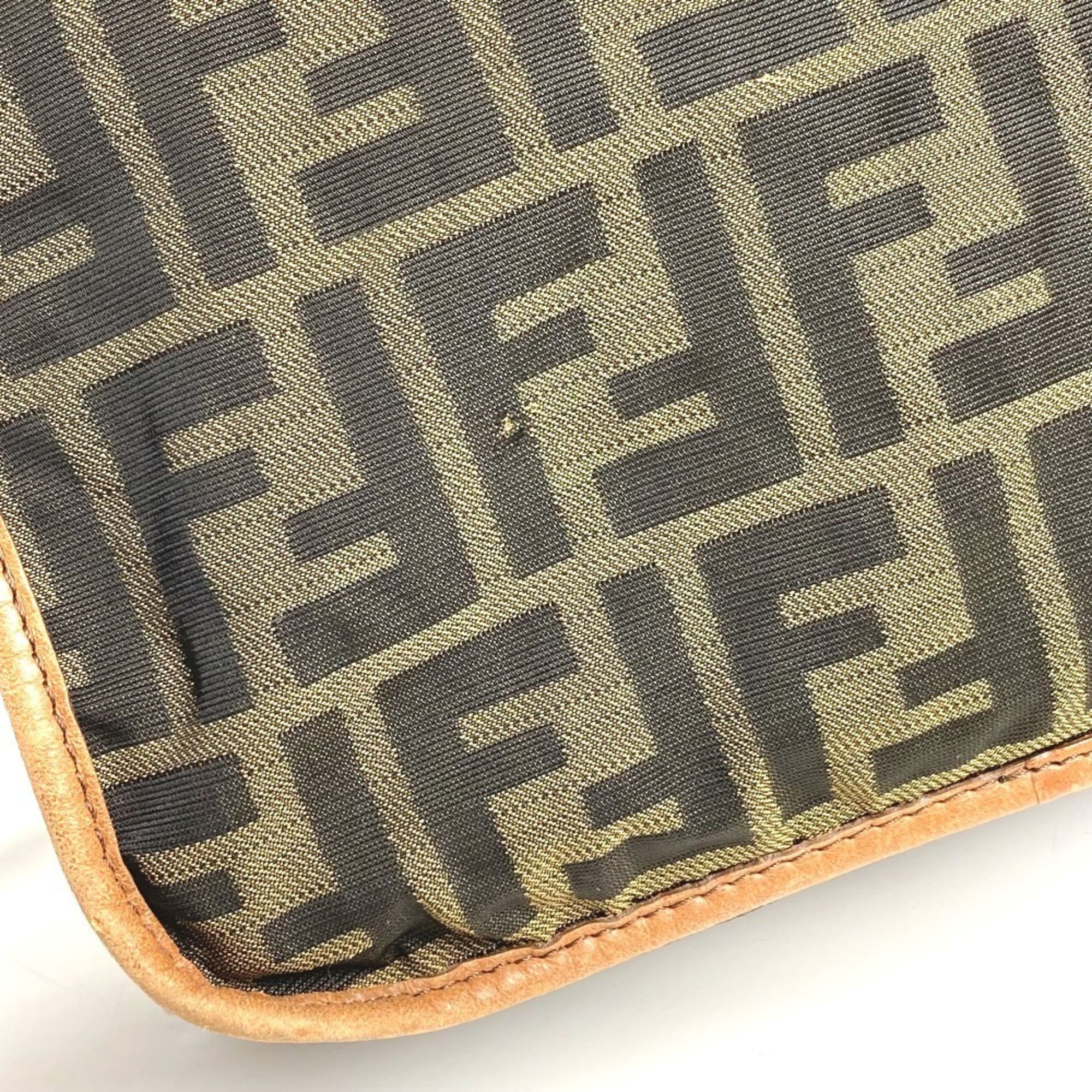 Leather Pochette Shoulder Bag (Pre-Owned) - Fendi - Modalova