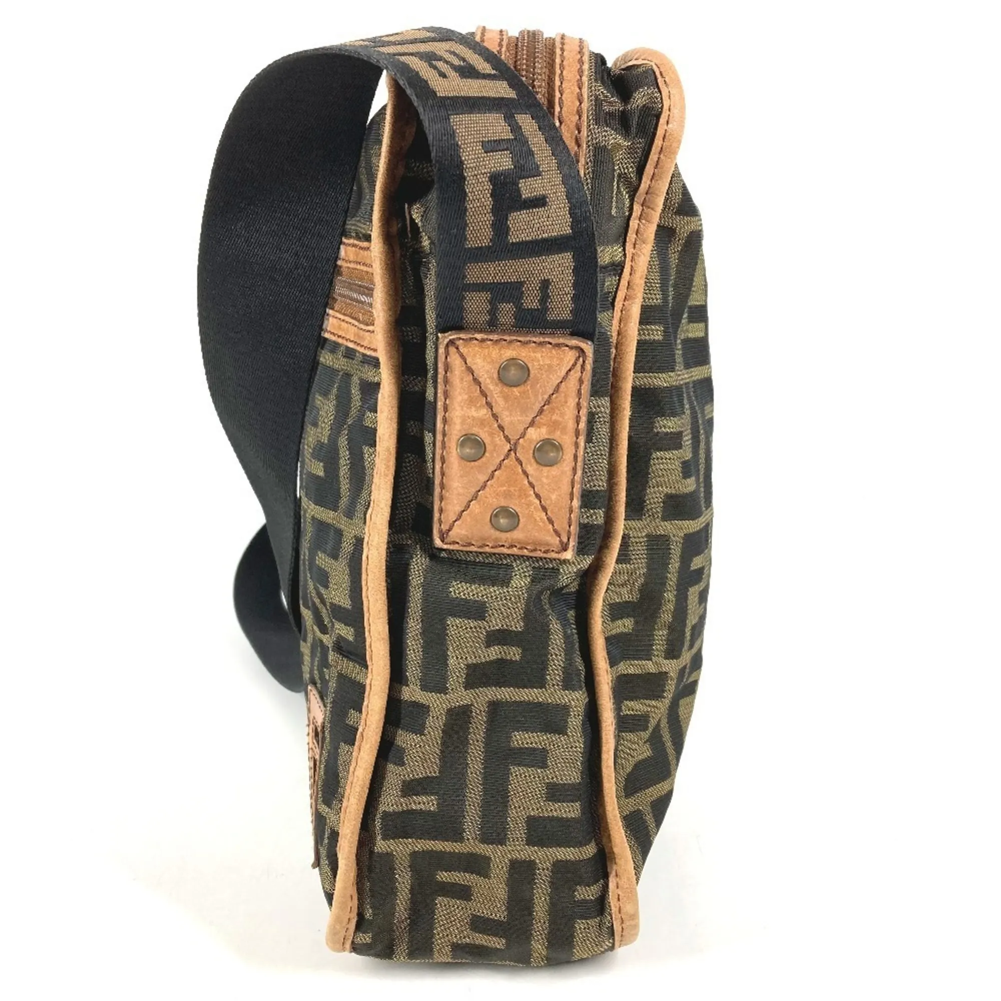Leather Pochette Shoulder Bag (Pre-Owned) - Fendi - Modalova