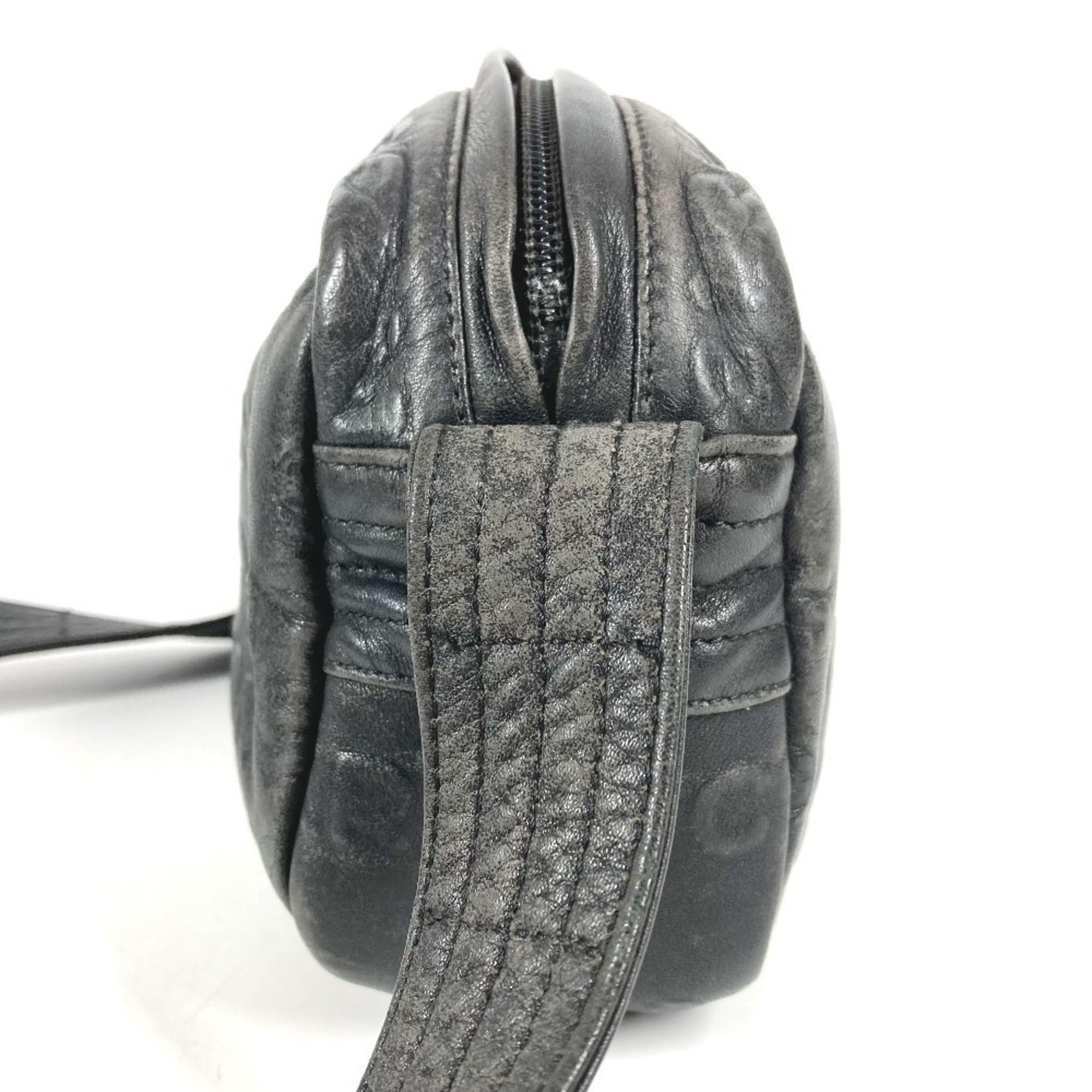 Leather Pochette Shoulder Bag (Pre-Owned) - Chanel - Modalova