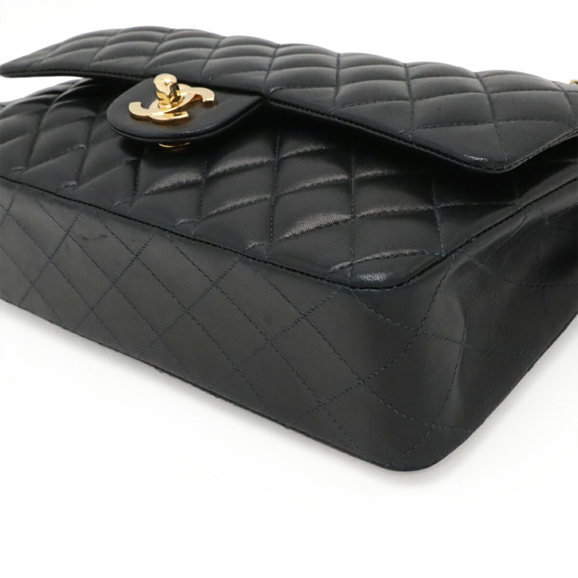 Matelasse Leather Shoulder Bag (Pre-Owned) - Chanel - Modalova