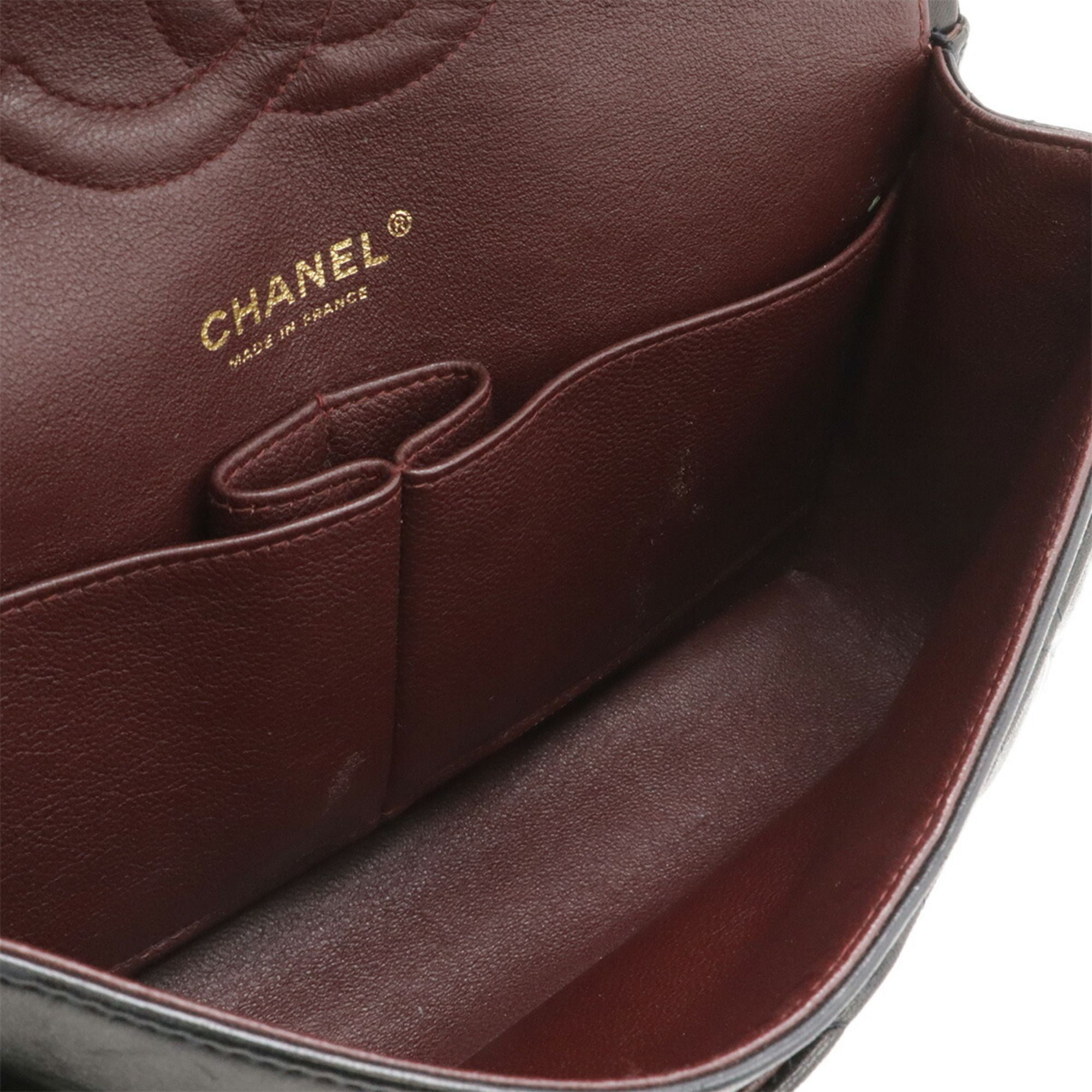 Matelasse Leather Shoulder Bag (Pre-Owned) - Chanel - Modalova