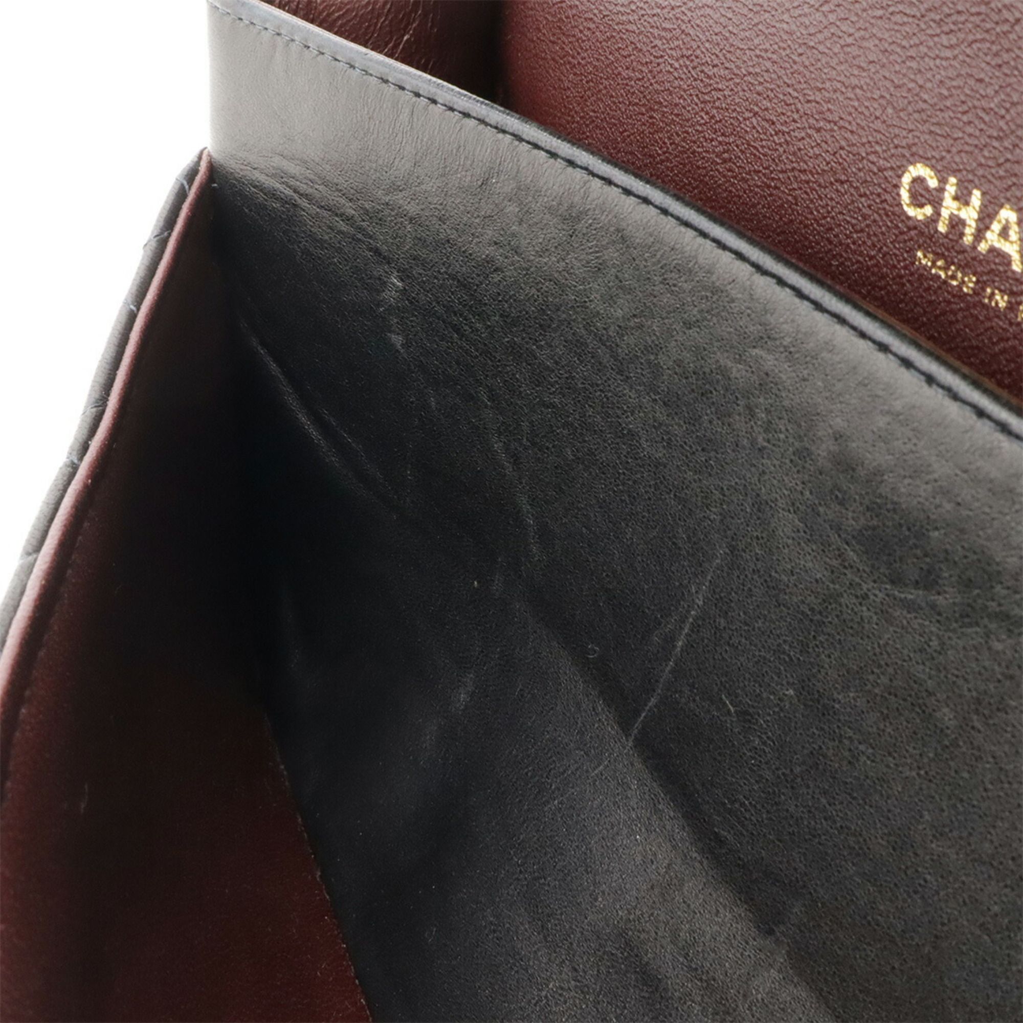 Matelasse Leather Shoulder Bag (Pre-Owned) - Chanel - Modalova