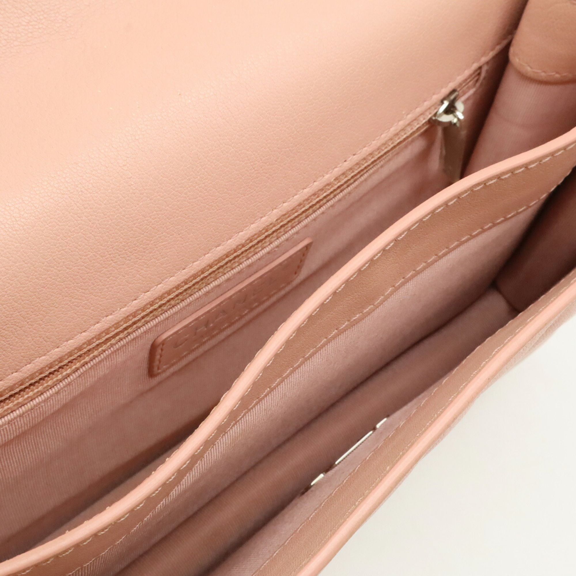 Leather Shoulder Bag (Pre-Owned) - Chanel - Modalova