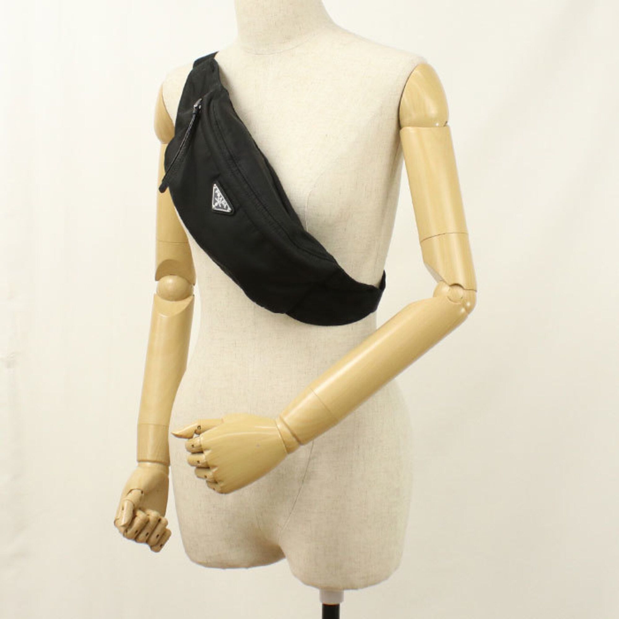 Nylon Sling Bag (Pre-Owned) - Prada - Modalova